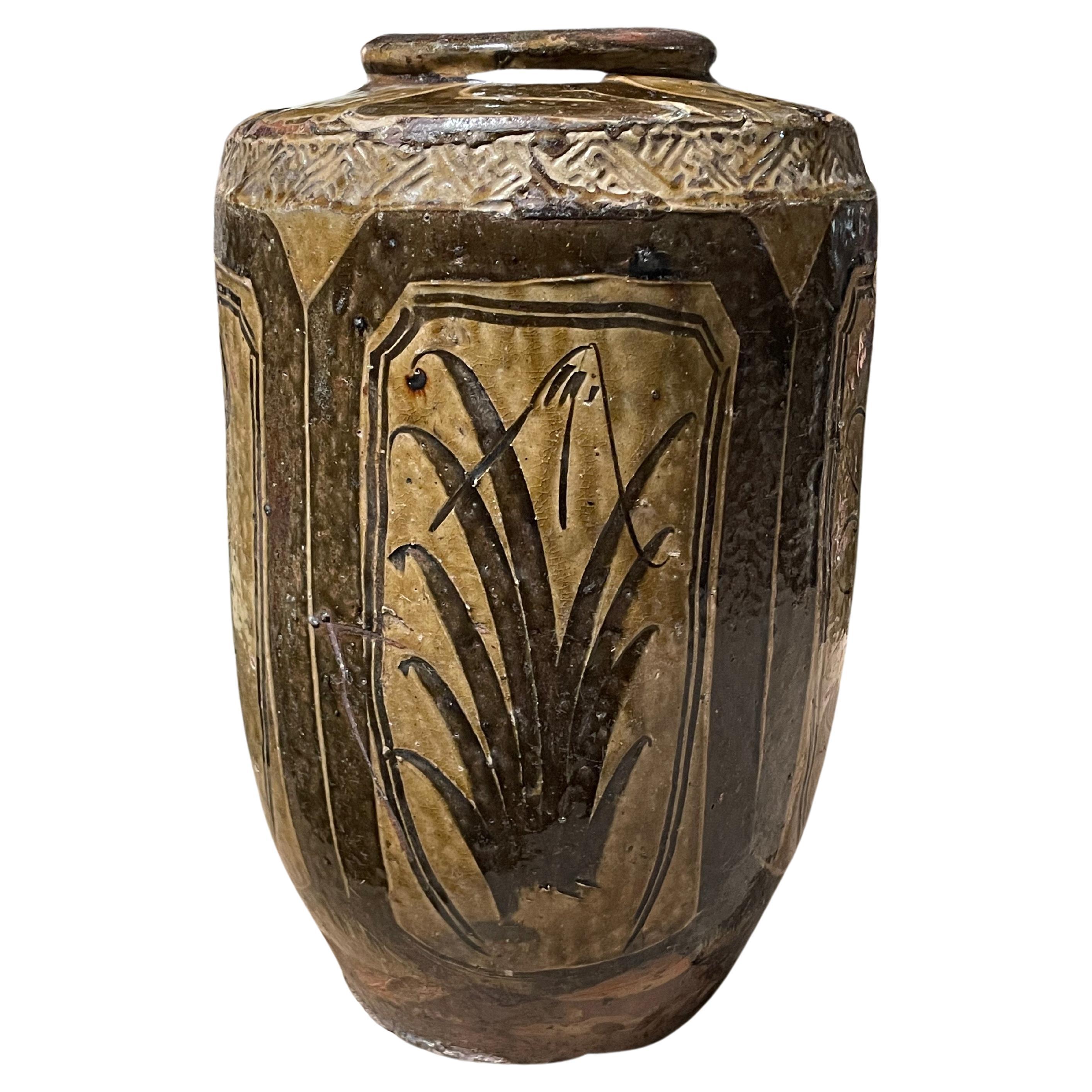 Olive And Gold Barrel Shaped Vase, China, 19th Century For Sale