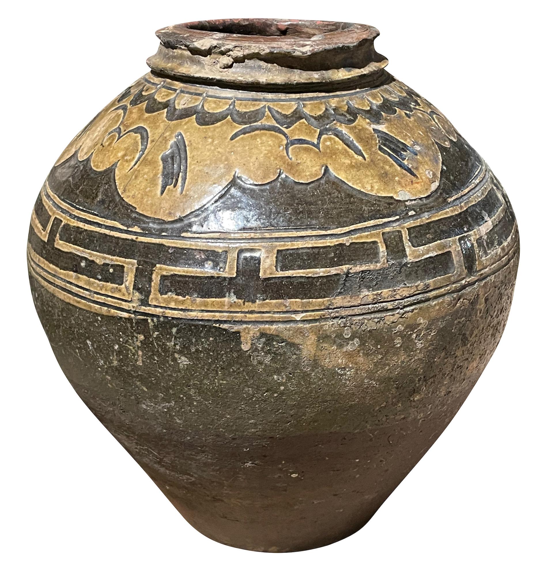 19th century Chinese round shaped vase in traditional olive and gold glaze.
Natural aged patina and wear.
Decorative geometric design.
Part of a large collection.
ARRIVING APRIL
