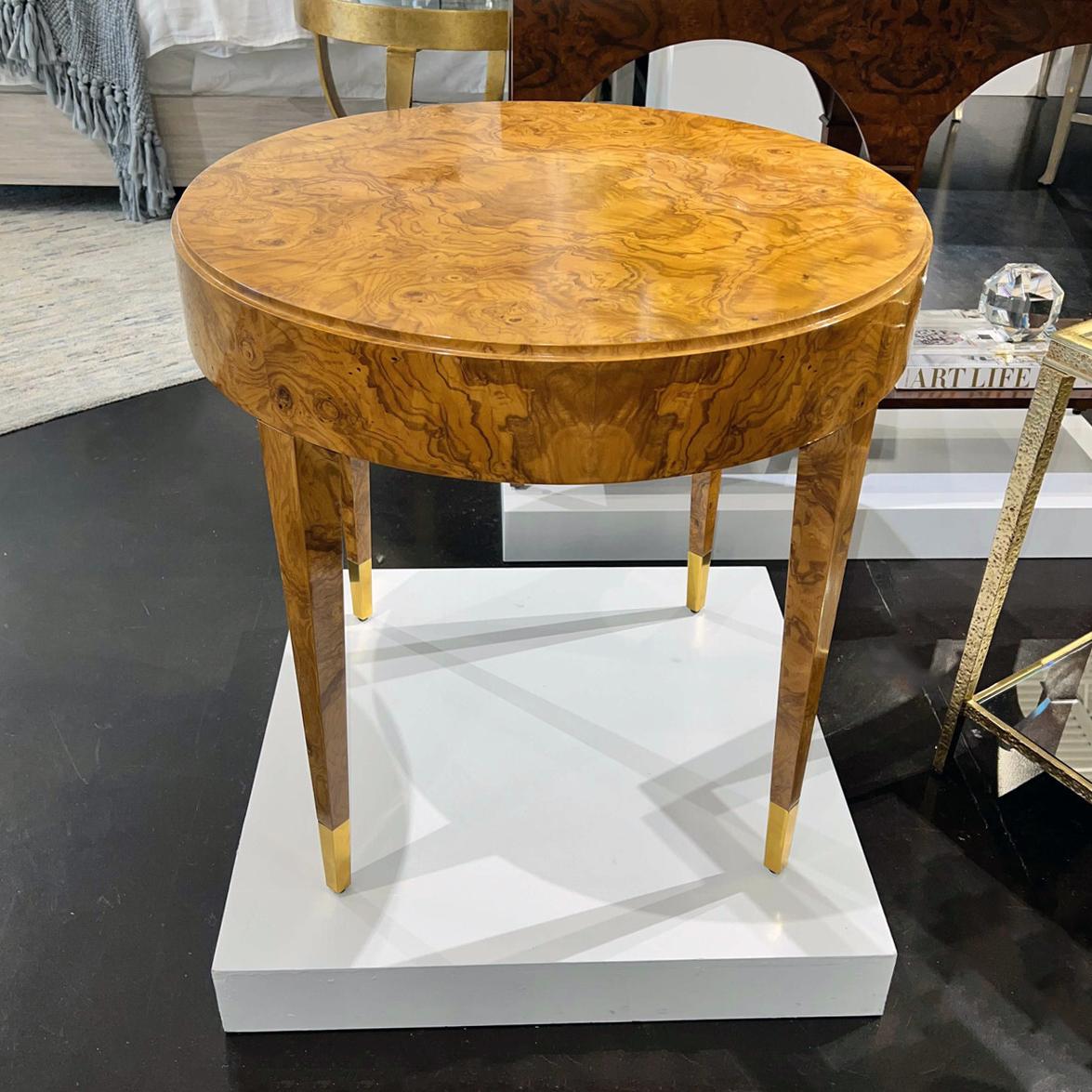 Mid-Century Modern Olive Ashe Burl Side Table For Sale