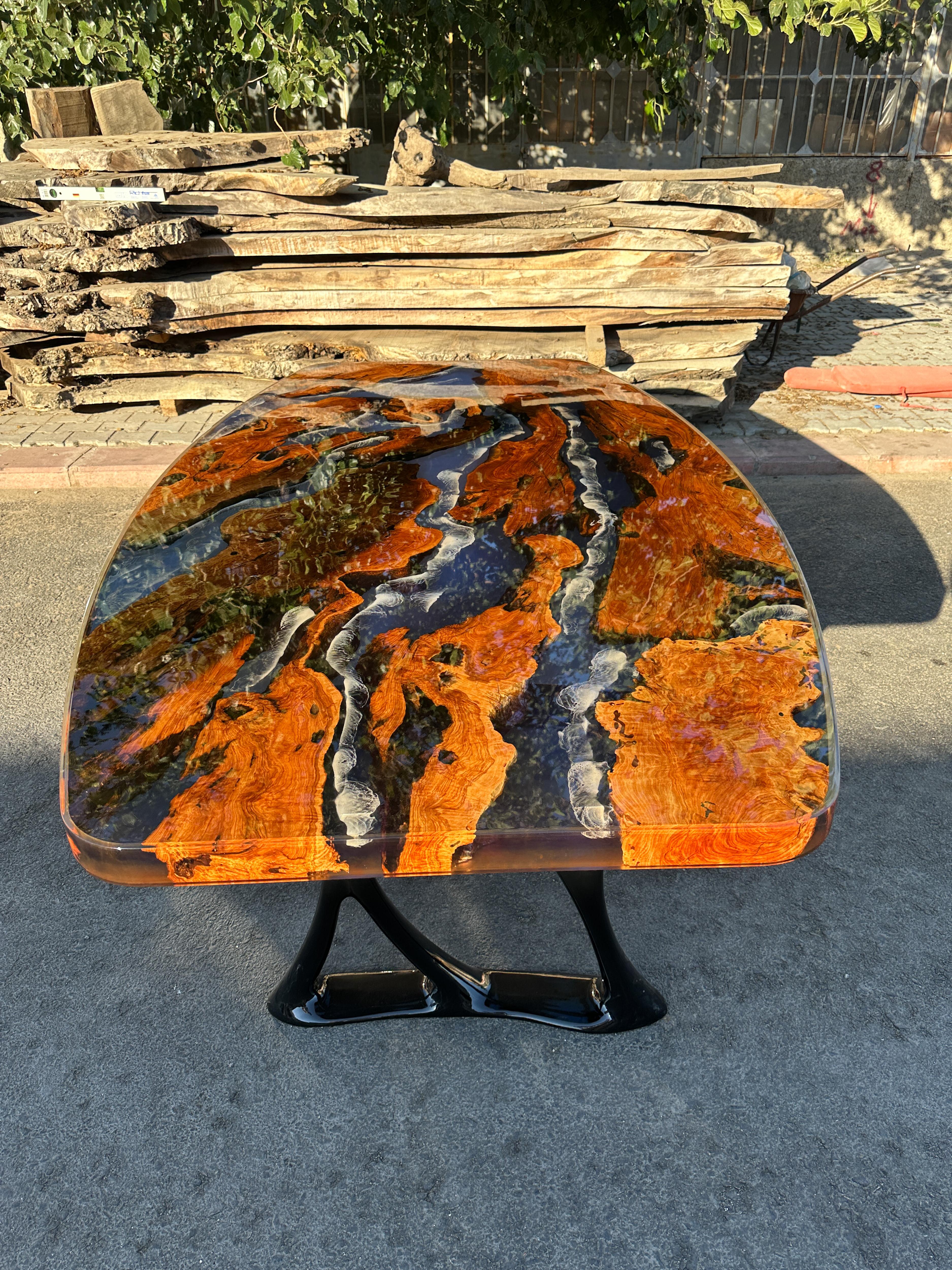 Grande table de salle à manger pour 8 personnes - Grande table ovale Olive Epoxy en vente 1