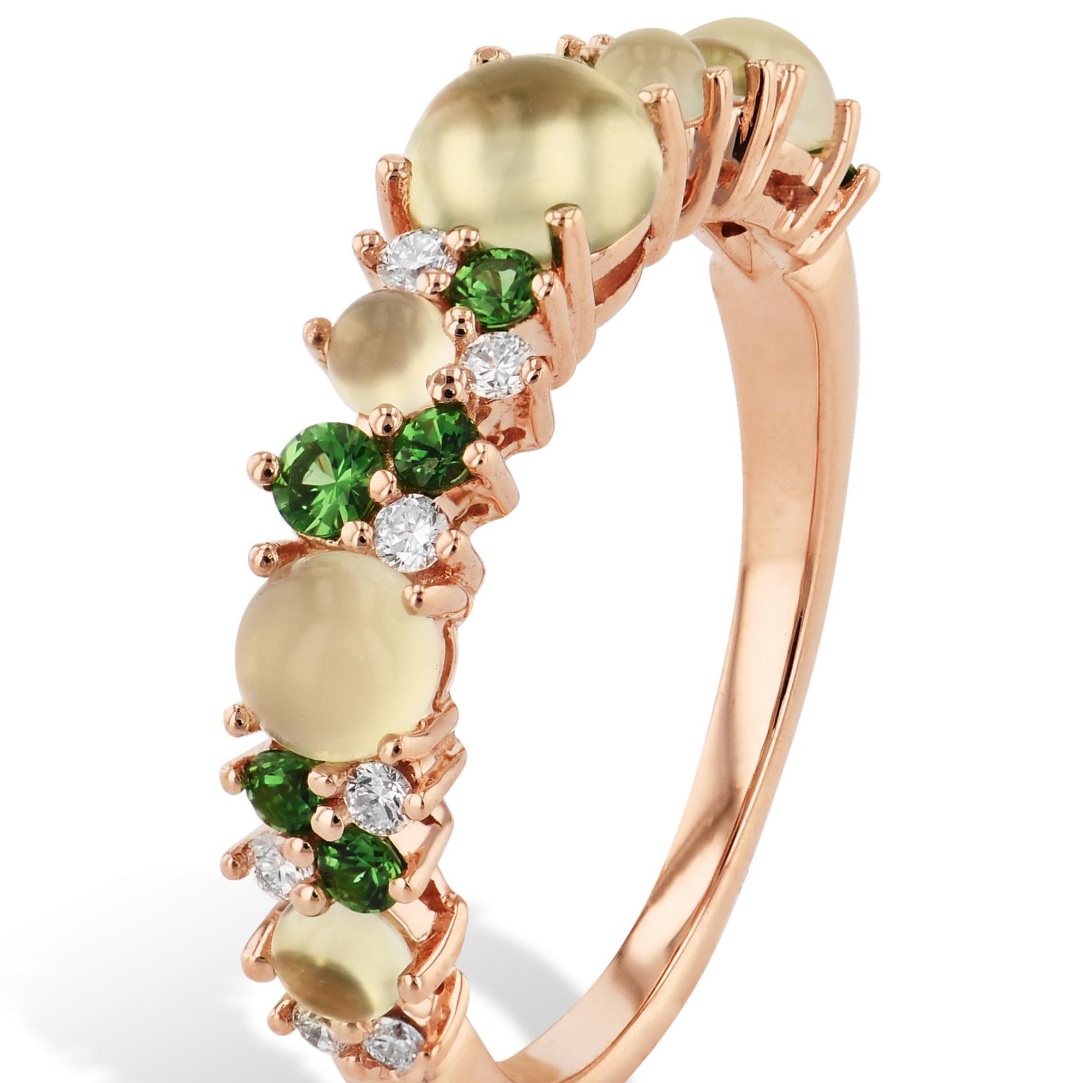 Olive Chalcedony and Diamond Rose Gold Band Ring In Excellent Condition In Miami, FL