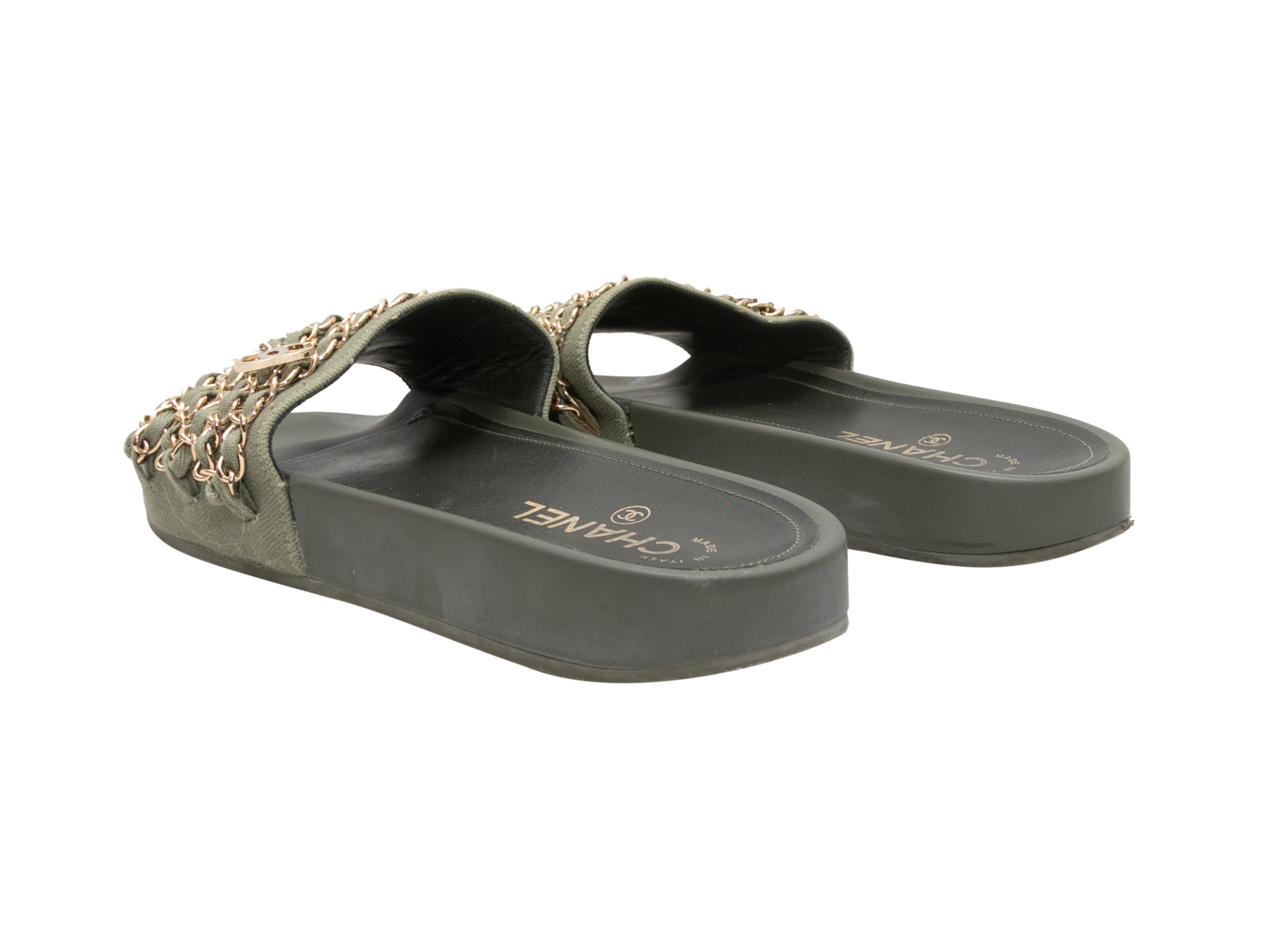 Women's Olive Chanel Chain-Accented Slide Sandals Size 39 For Sale