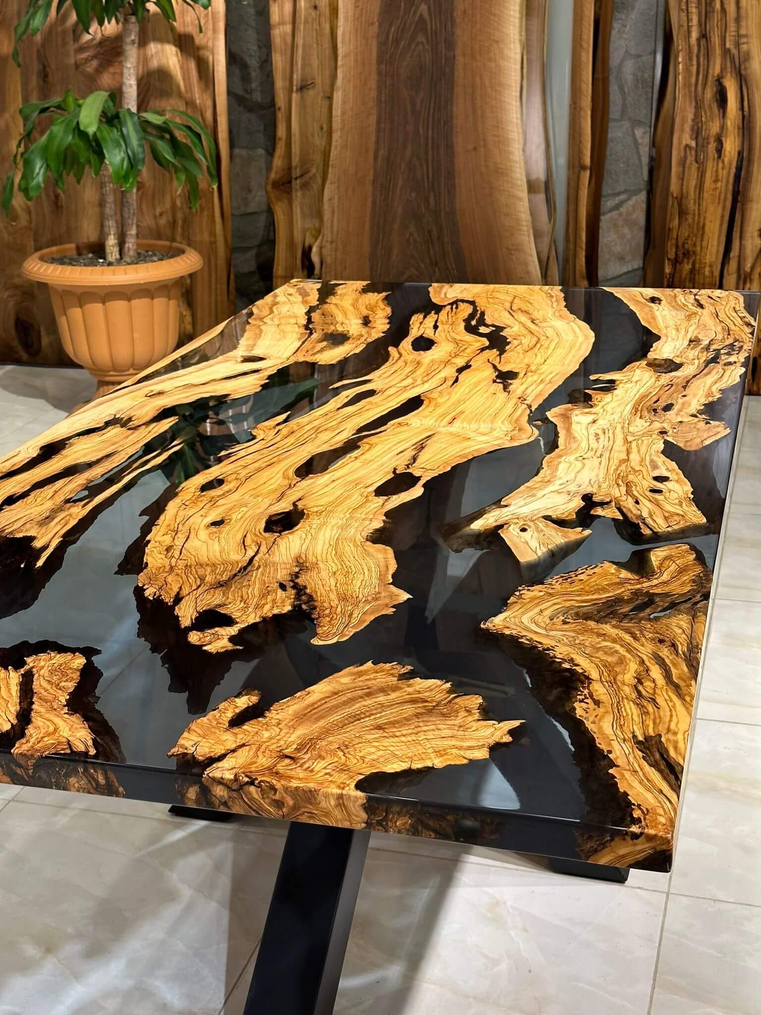 Olive Epoxy Resin River Wooden Modern Dining Table  In New Condition For Sale In İnegöl, TR