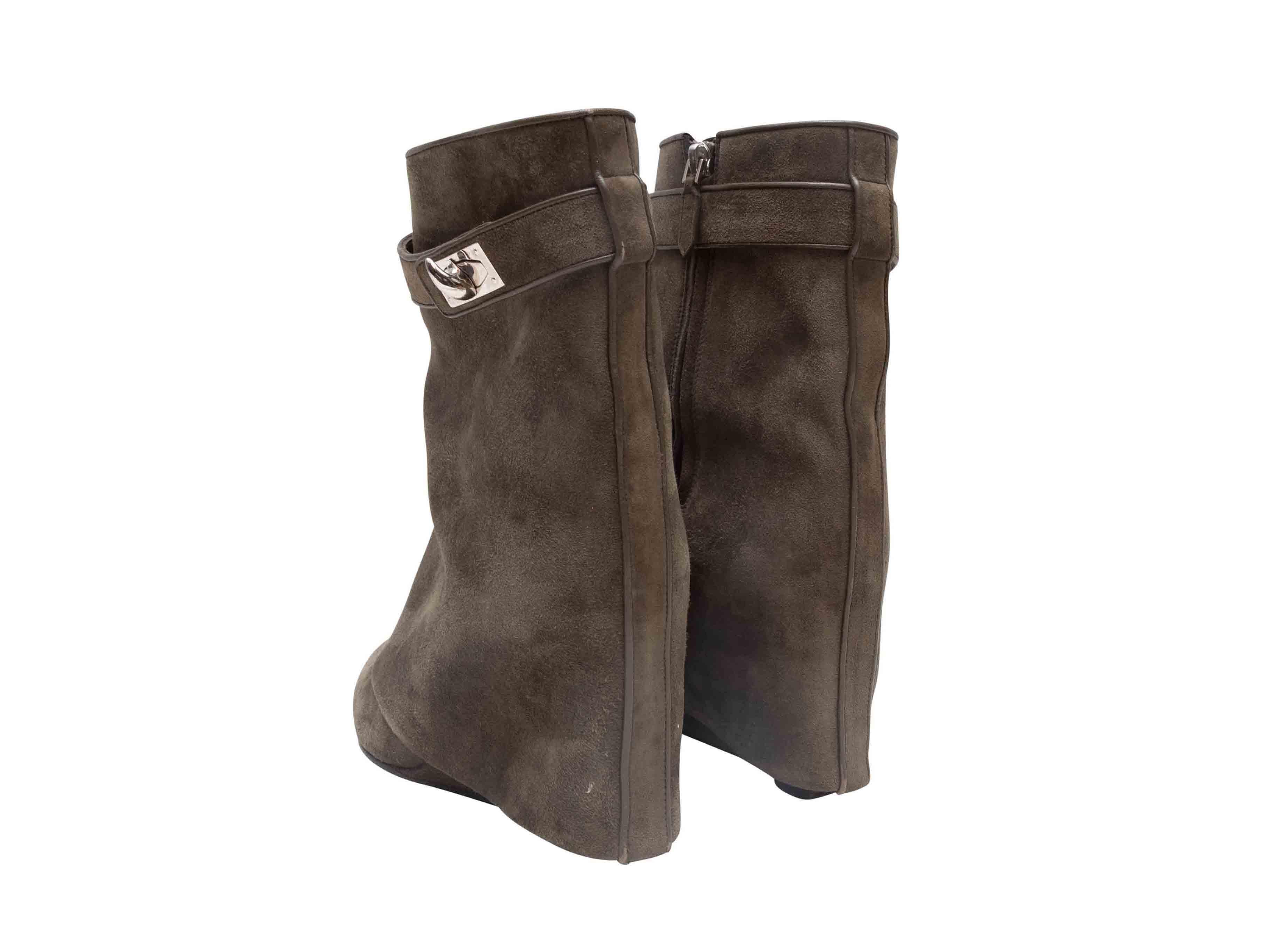 Donna Oliver Givenchy Stivali a metà polpaccio con zeppa in pelle scamosciata misura 37 in vendita