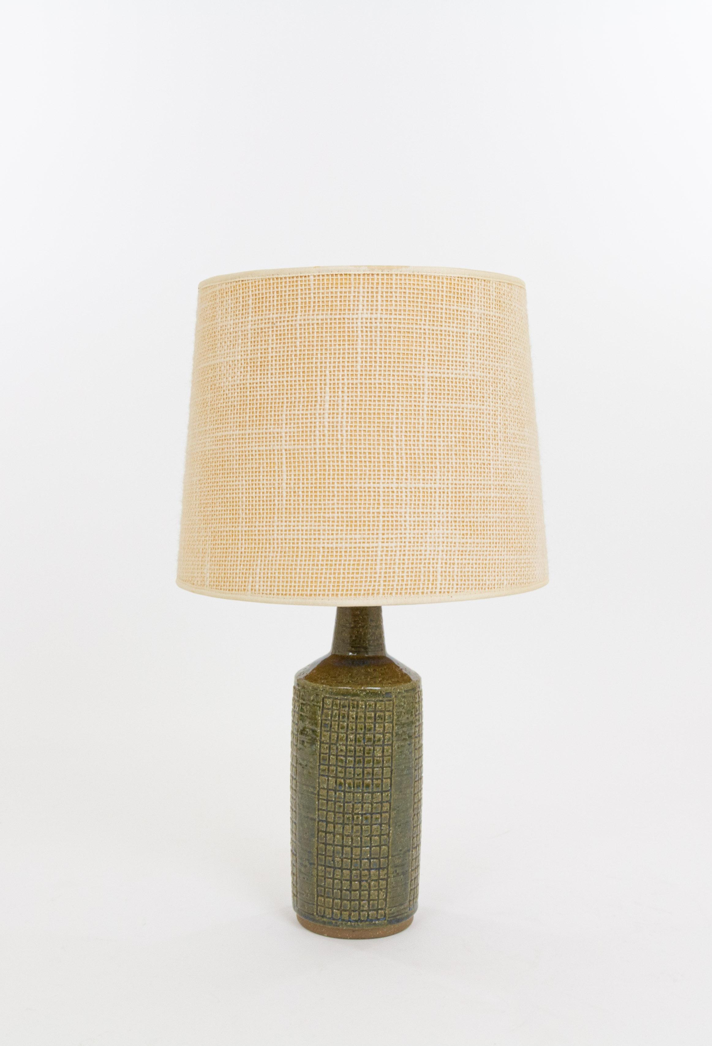 Danish Olive Green DL/30 table lamp by Linnemann-Schmidt for Palshus, 1960s For Sale