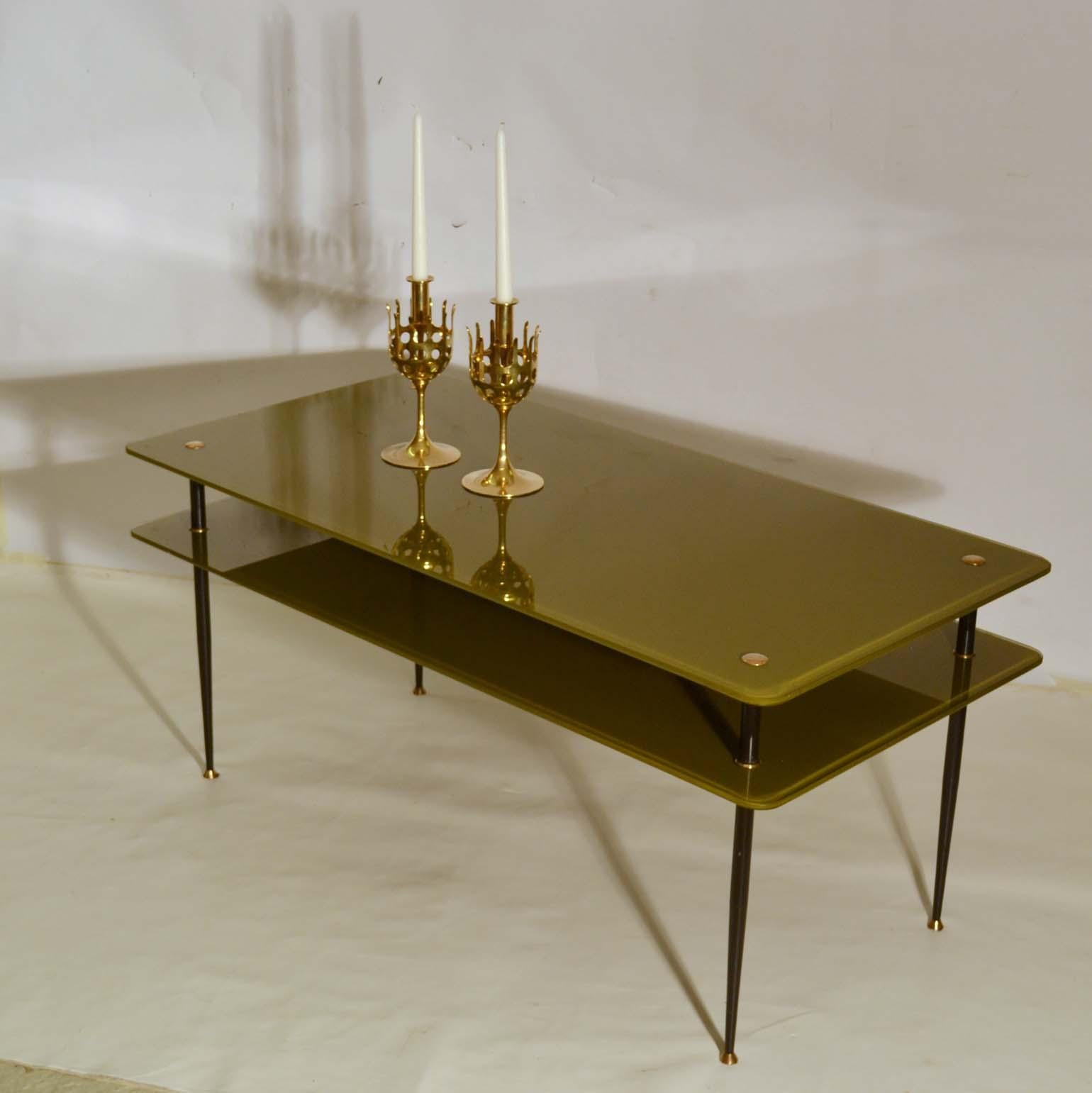 Italian Olive Green Glass Coffee Table by Eduardo Paoli for Vitrex, Italy 1950s For Sale