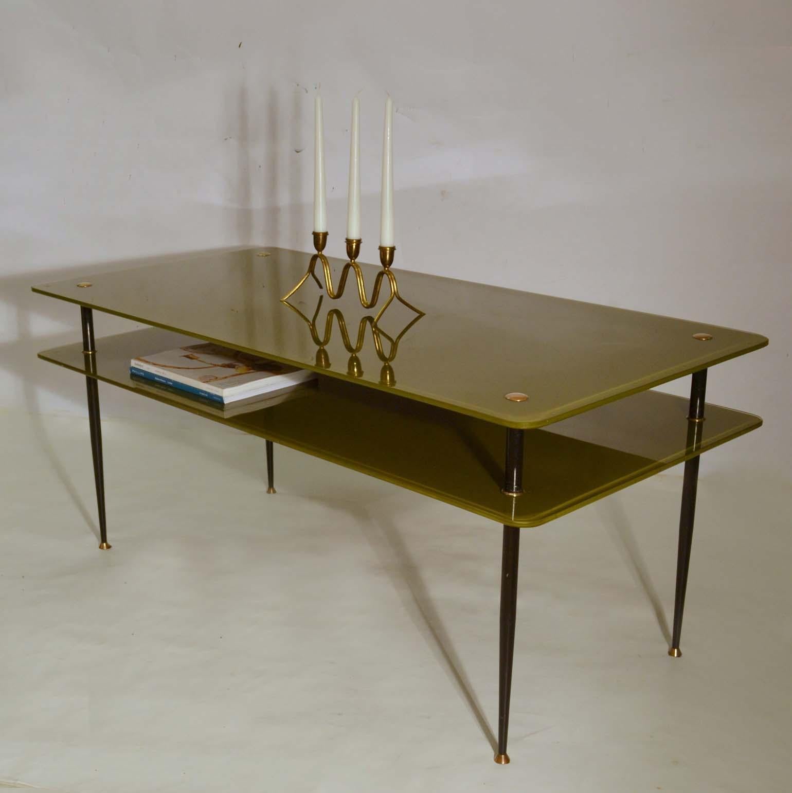 Mid-20th Century Olive Green Glass Coffee Table by Eduardo Paoli for Vitrex, Italy 1950s For Sale