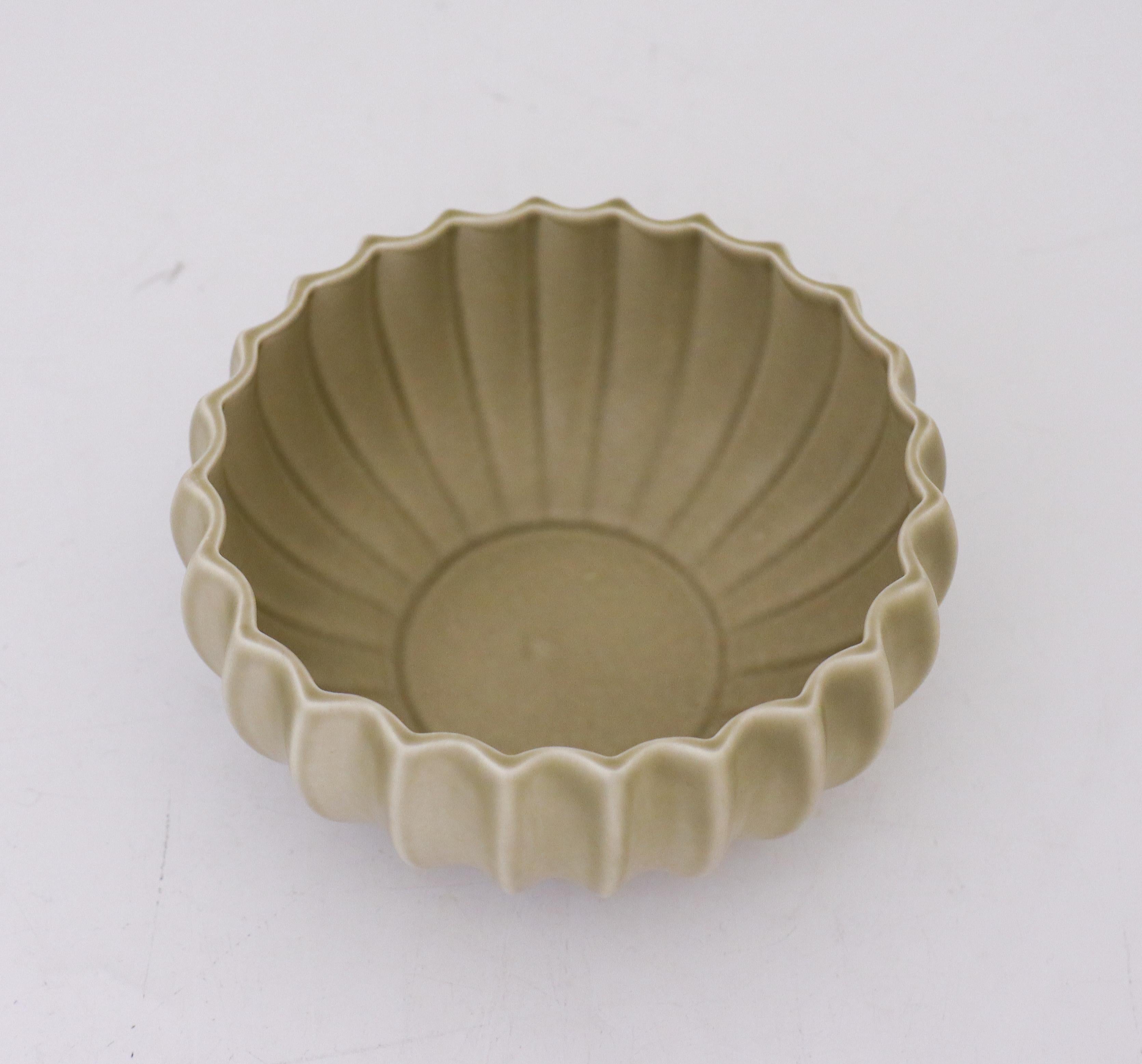 Late 20th Century Olive-Green/Gray Ceramic Bowl, Pia Rönndahl Rörstrand, Scandinavian Modern For Sale