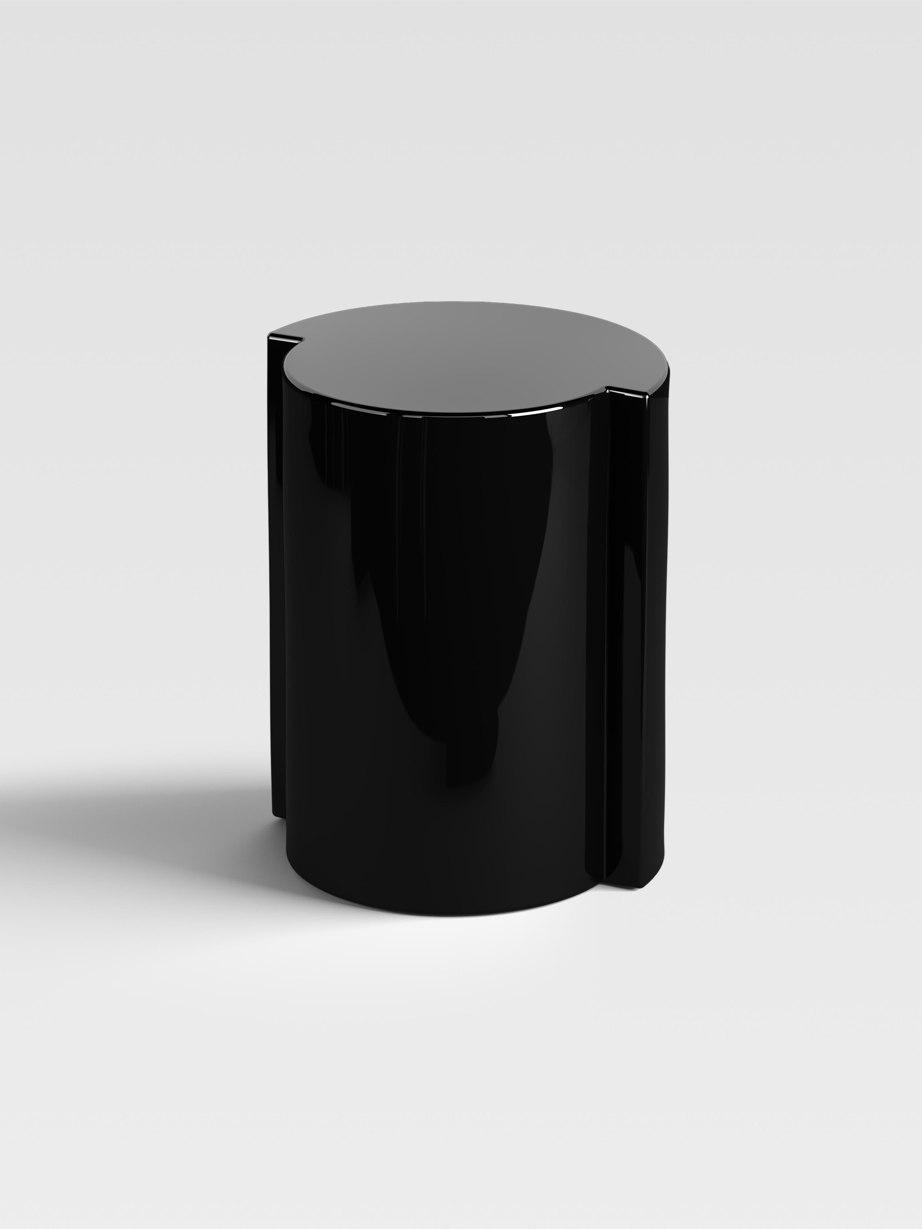 Moderne Table d'appoint et tabouret italien vert olive Design Modern laqué en vente