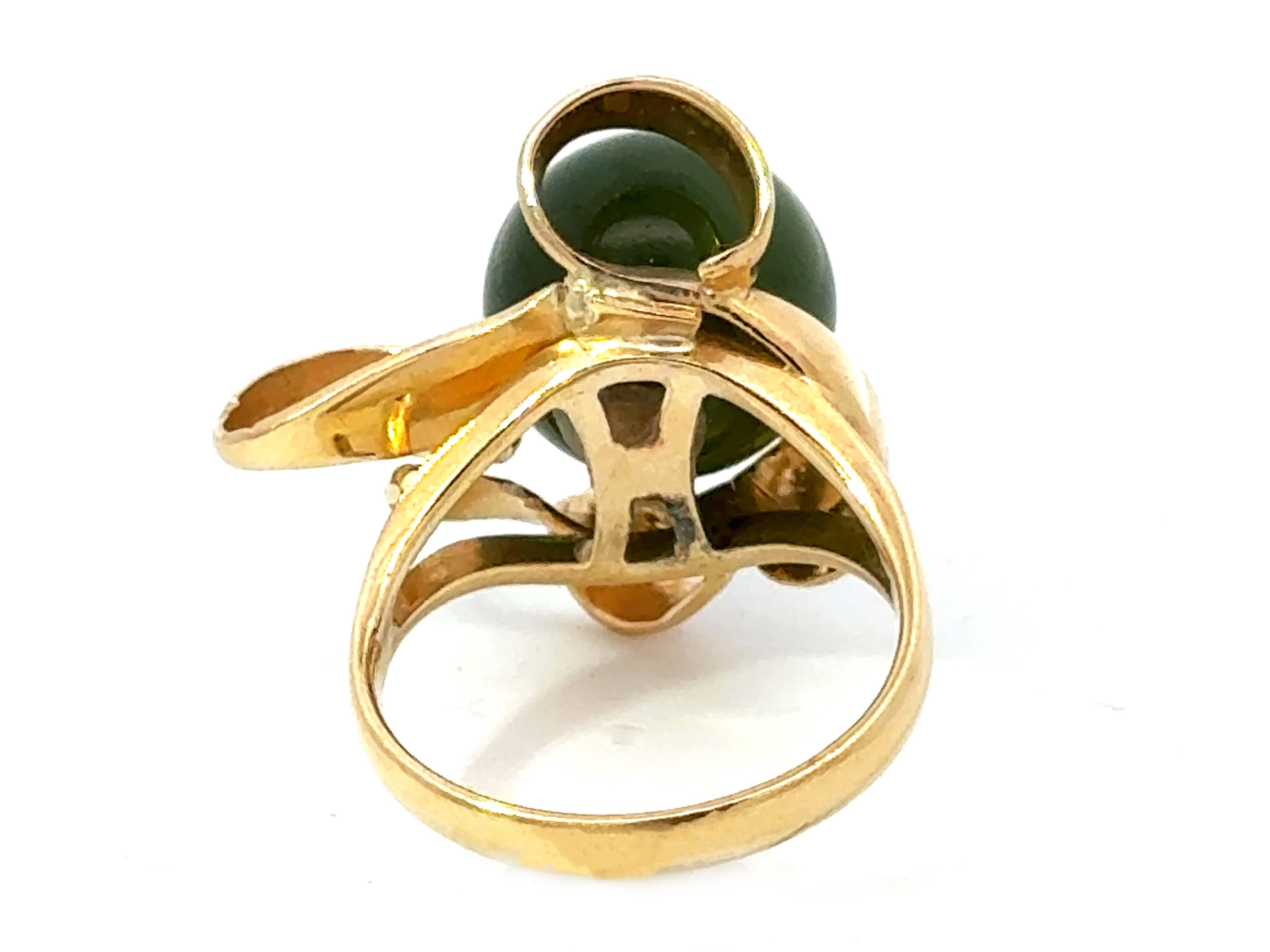 Olive Green Jade Bead Ring 18k Yellow Gold For Sale 2