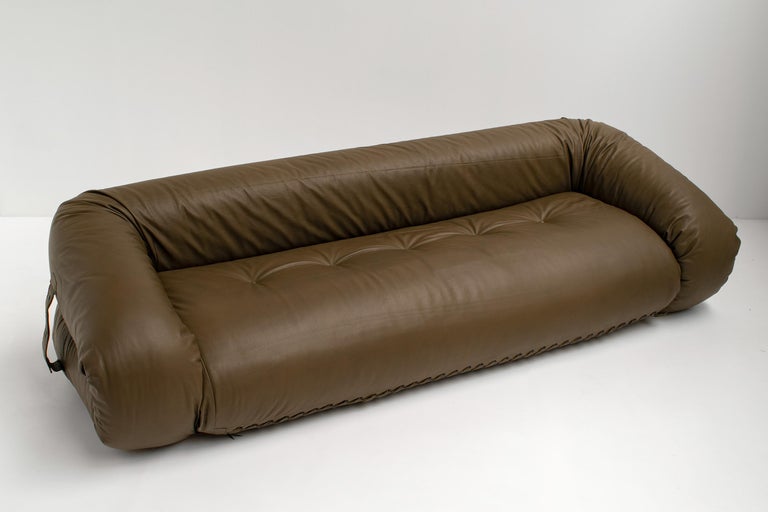 Olive Green Leather Anfibio Sofa Bed by Alessandro Becchi for Giovannetti, 1970s For Sale 7