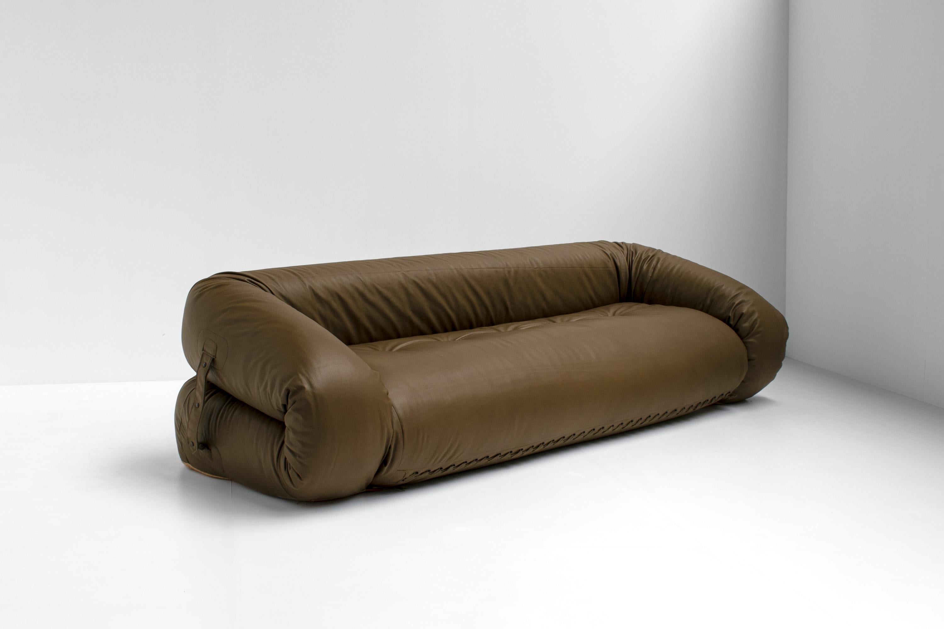 Mid-Century Modern Olive Green Leather Anfibio Sofa Bed by Alessandro Becchi for Giovannetti, 1970s