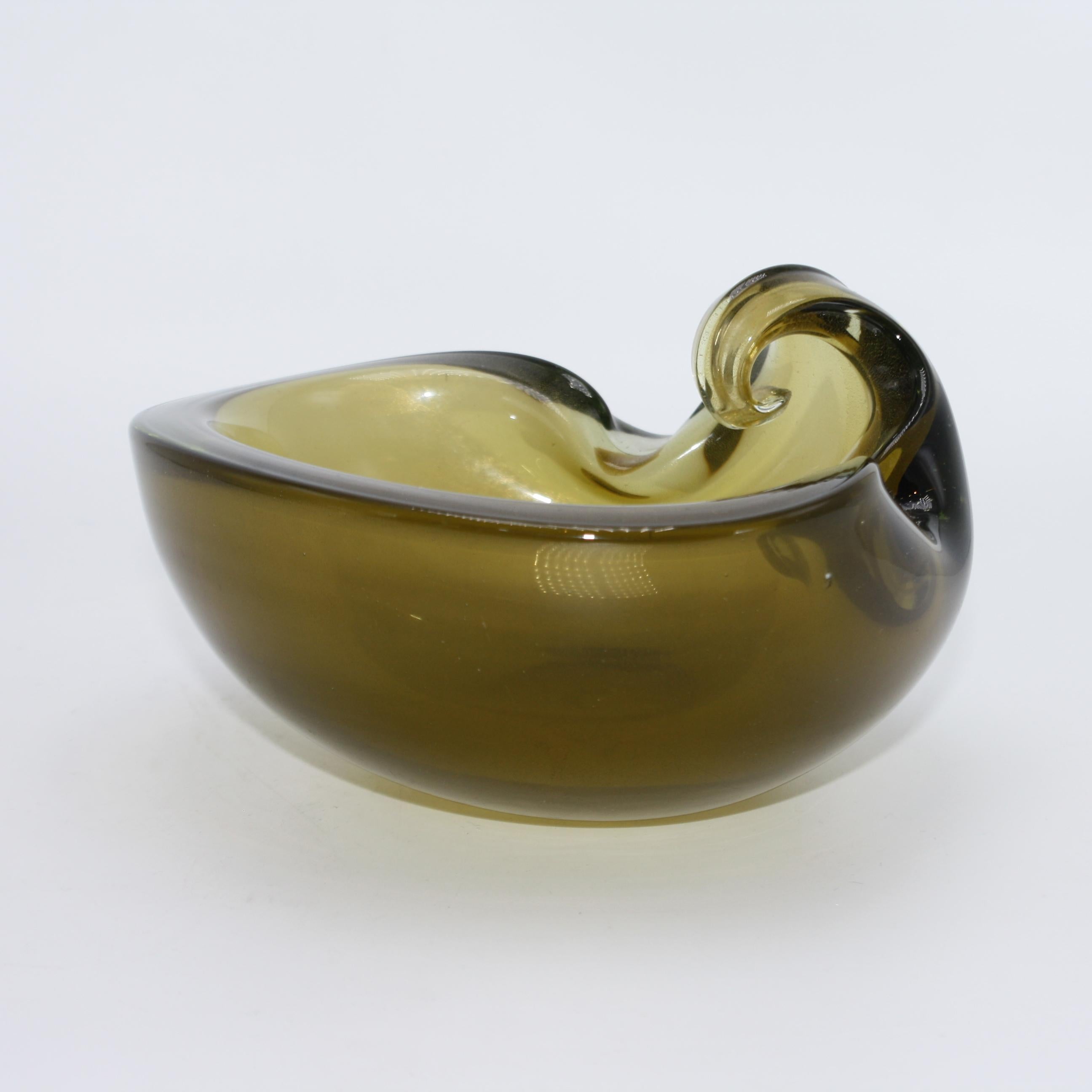 Olive Green Murano Bowl with Flip, circa 1950 For Sale 1