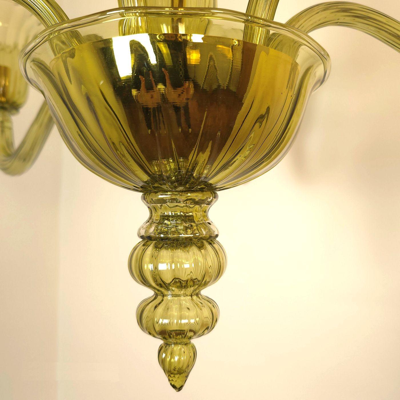 Late 20th Century Olive green Murano glass chandelier For Sale