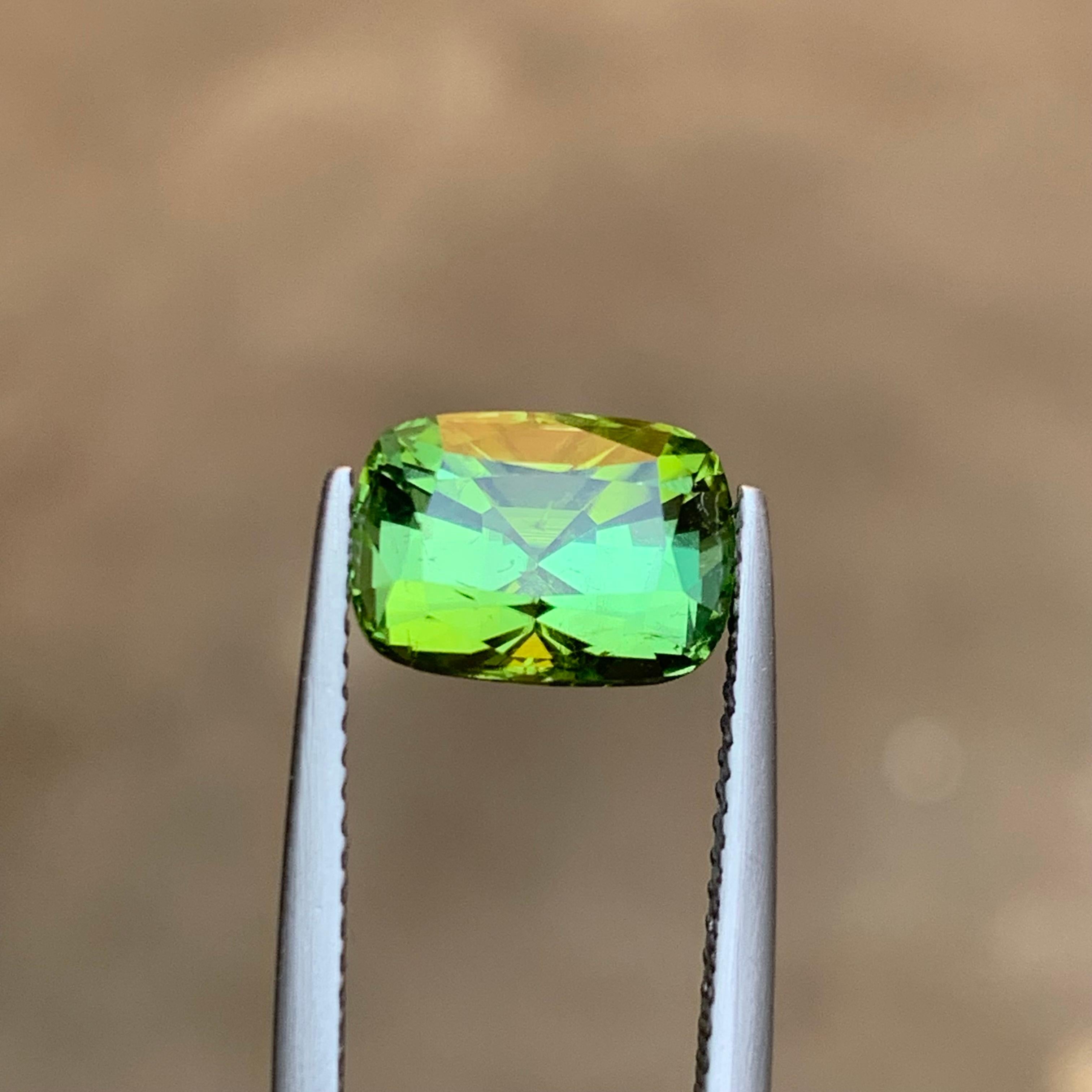 Olive Grün Natürlicher Turmalin Ring Lose Edelstein 3,45 Ct Kissenschliff im Zustand „Neu“ im Angebot in Peshawar, PK