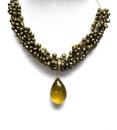 Collana Paradizia con perle verde oliva, citrino limone e diamanti