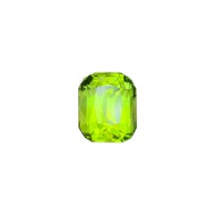 Olive Green Peridot Cushion Cut Loose Natural Gemstone for Fine Jewellery