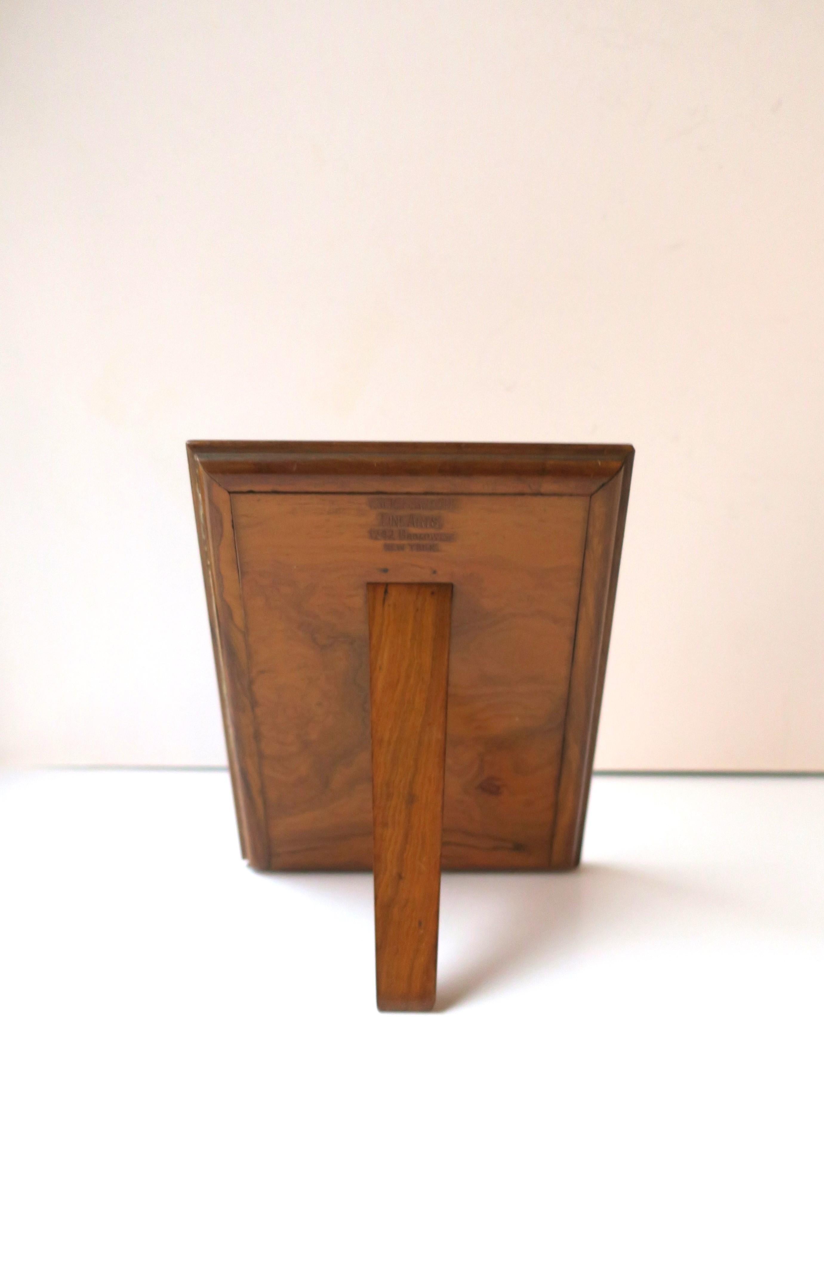 Olive or Fruitwood Picture Frame, circa Late-19th century  For Sale 2