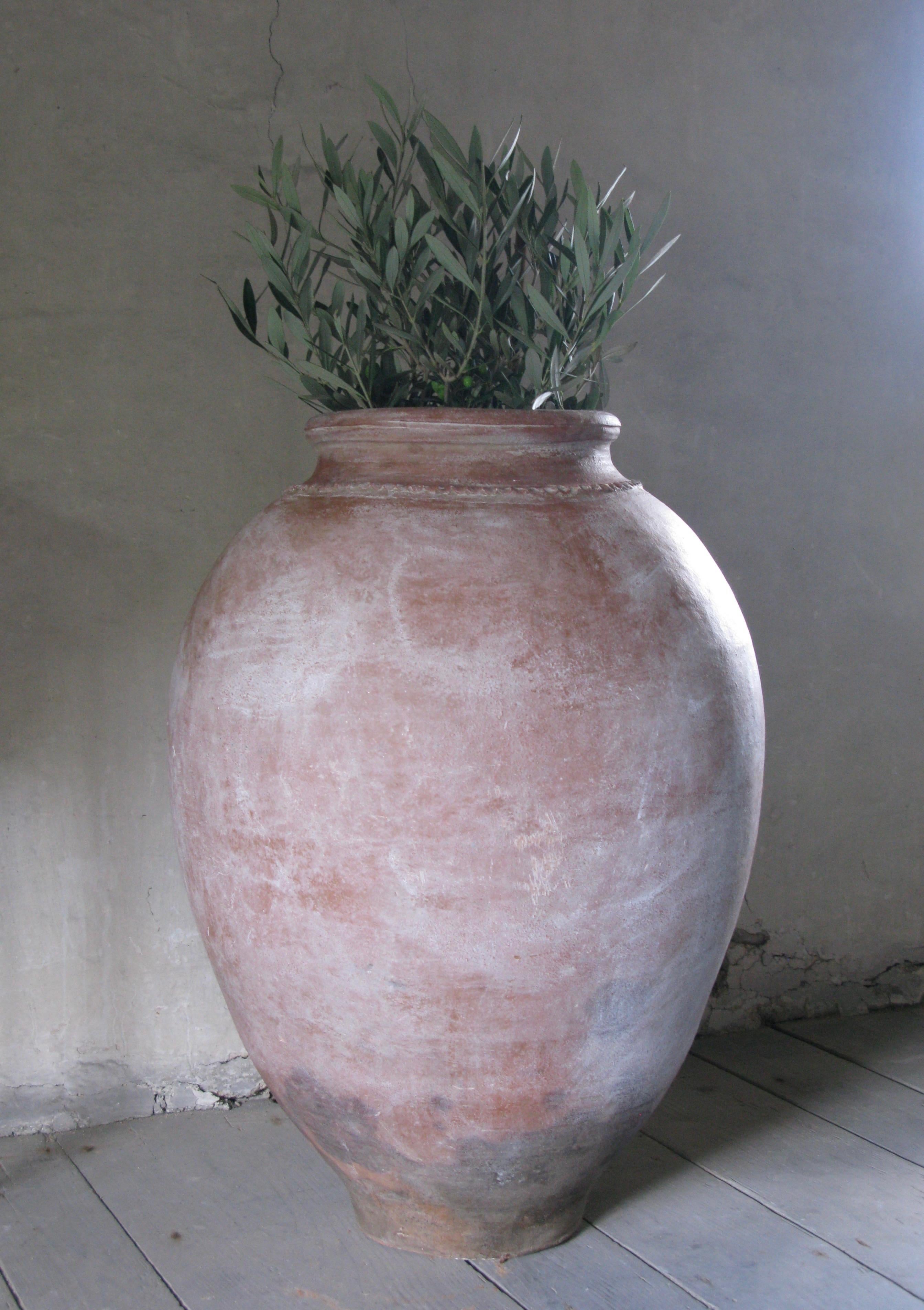 Hand-Crafted Olive Pot, Antique Spanish Pot, Olive Jar, Antique Pots, terracotta Pots, Spain