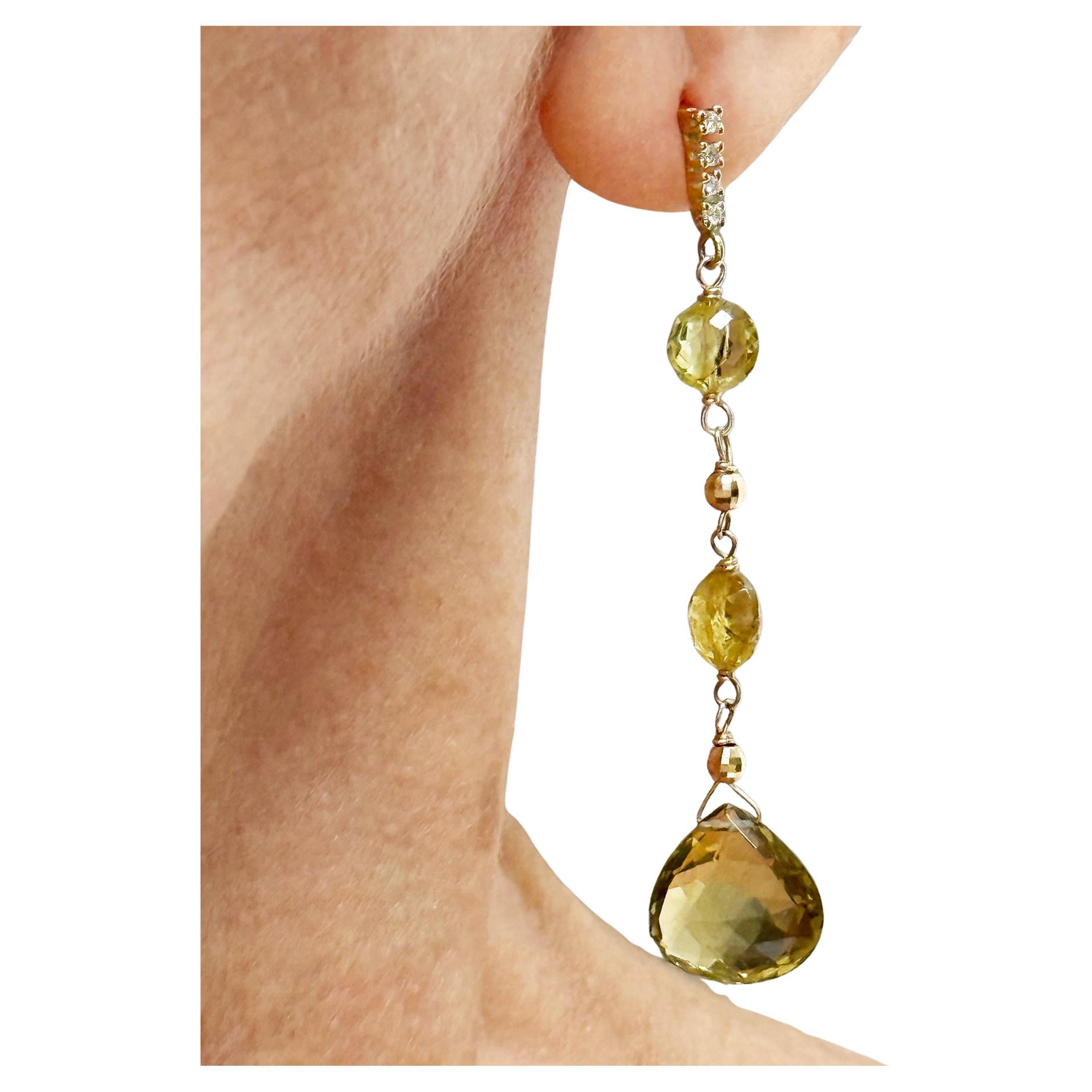 Olivquarz und grüner Granat mit Diamanten Paradizia Ohrringe im Angebot