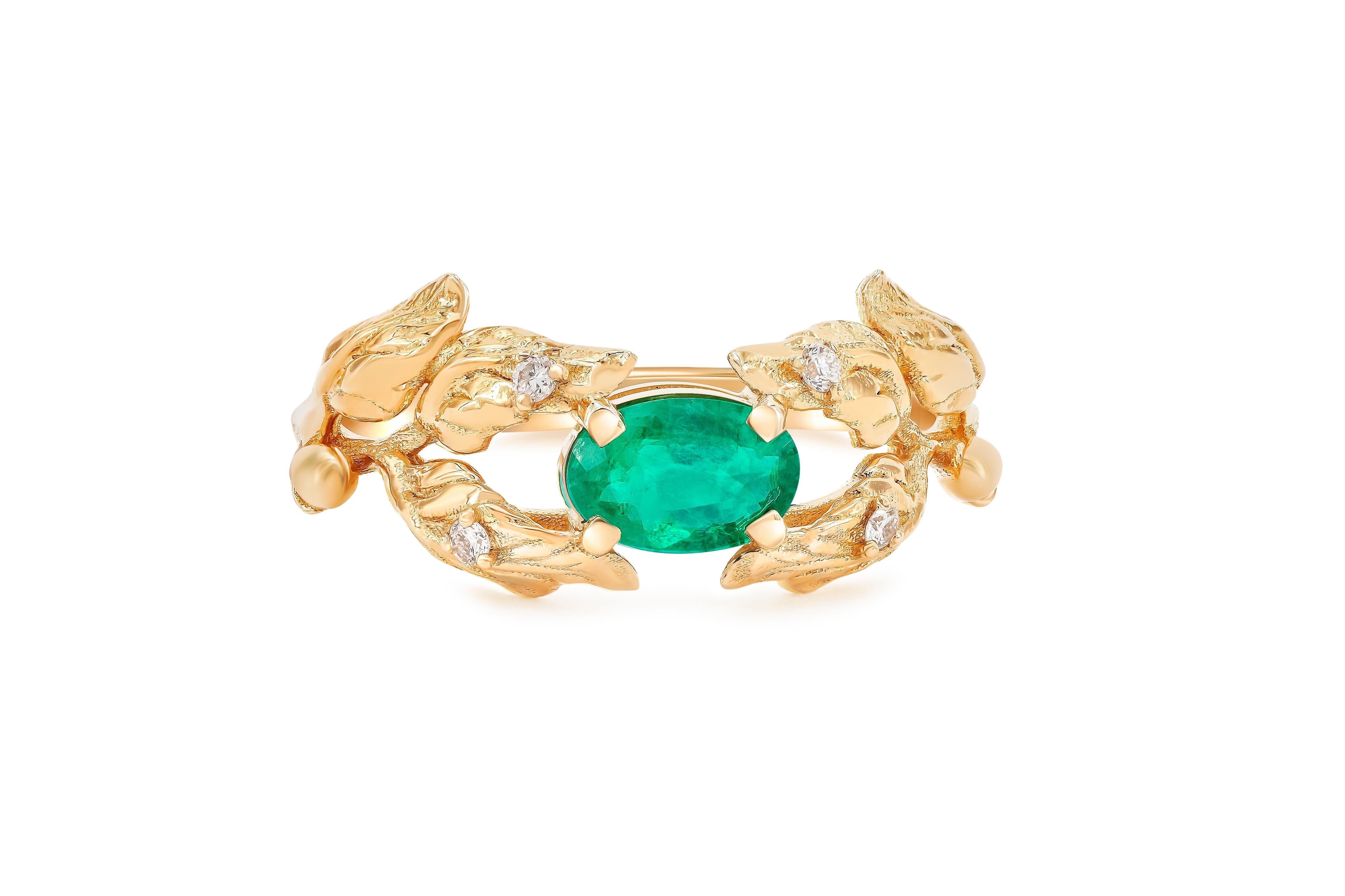 Oval Cut Olive tree gold ring with emerald.  For Sale