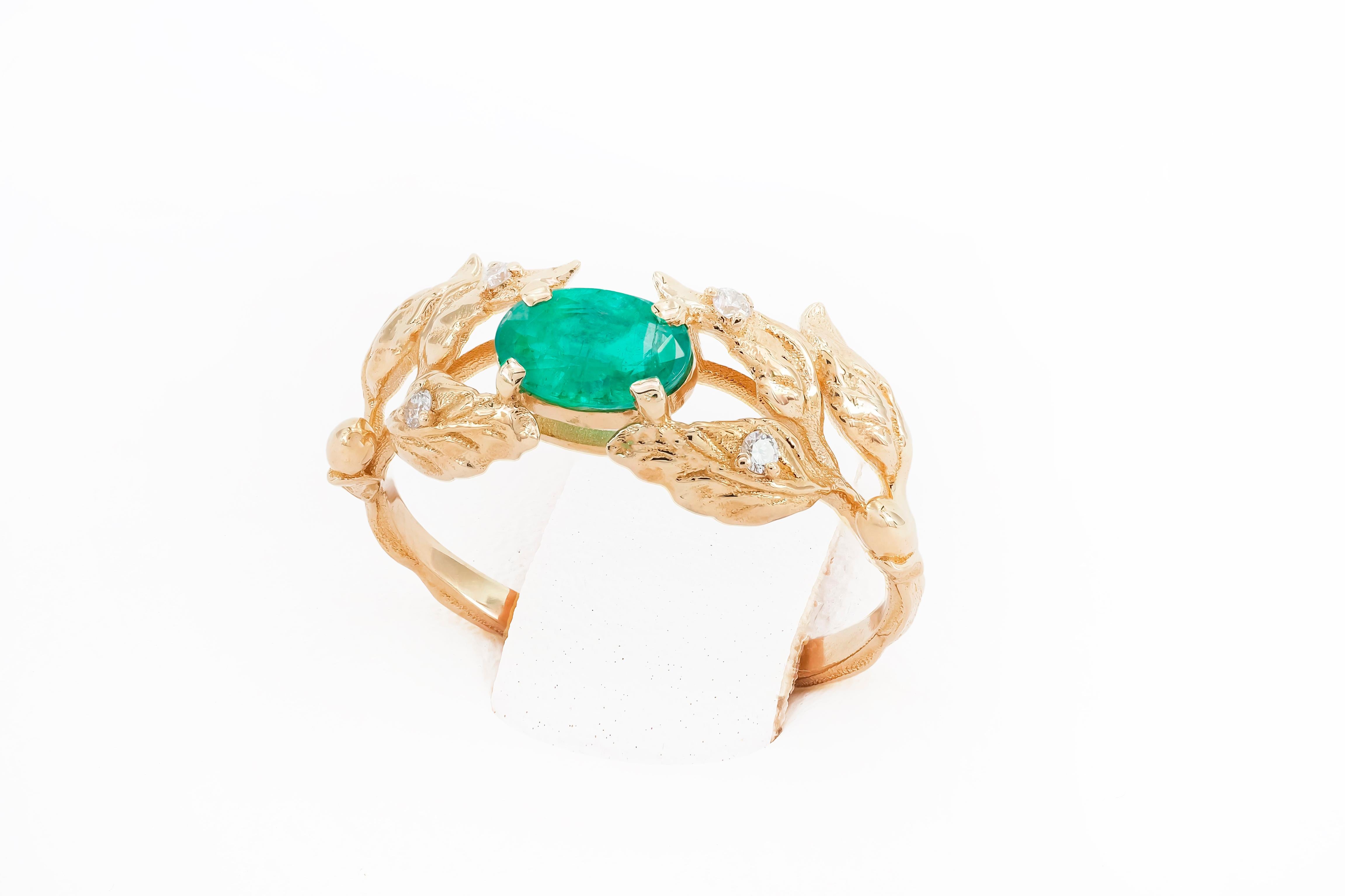 Olive tree gold ring with emerald.  In New Condition For Sale In Istanbul, TR