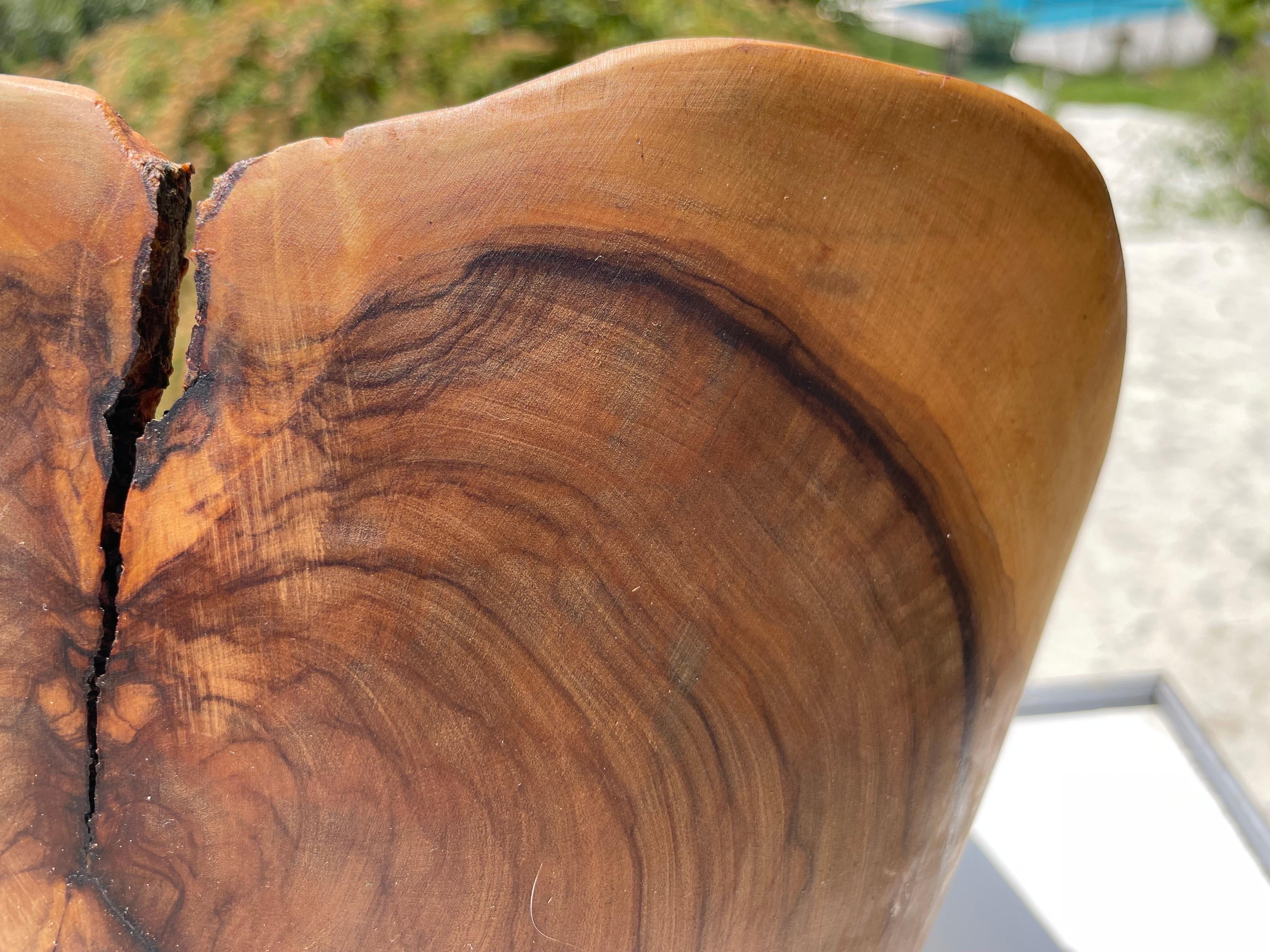 Olive Wood Bowl, French Riviera Style, France 1960, Brown Color In Good Condition For Sale In Auribeau sur Siagne, FR