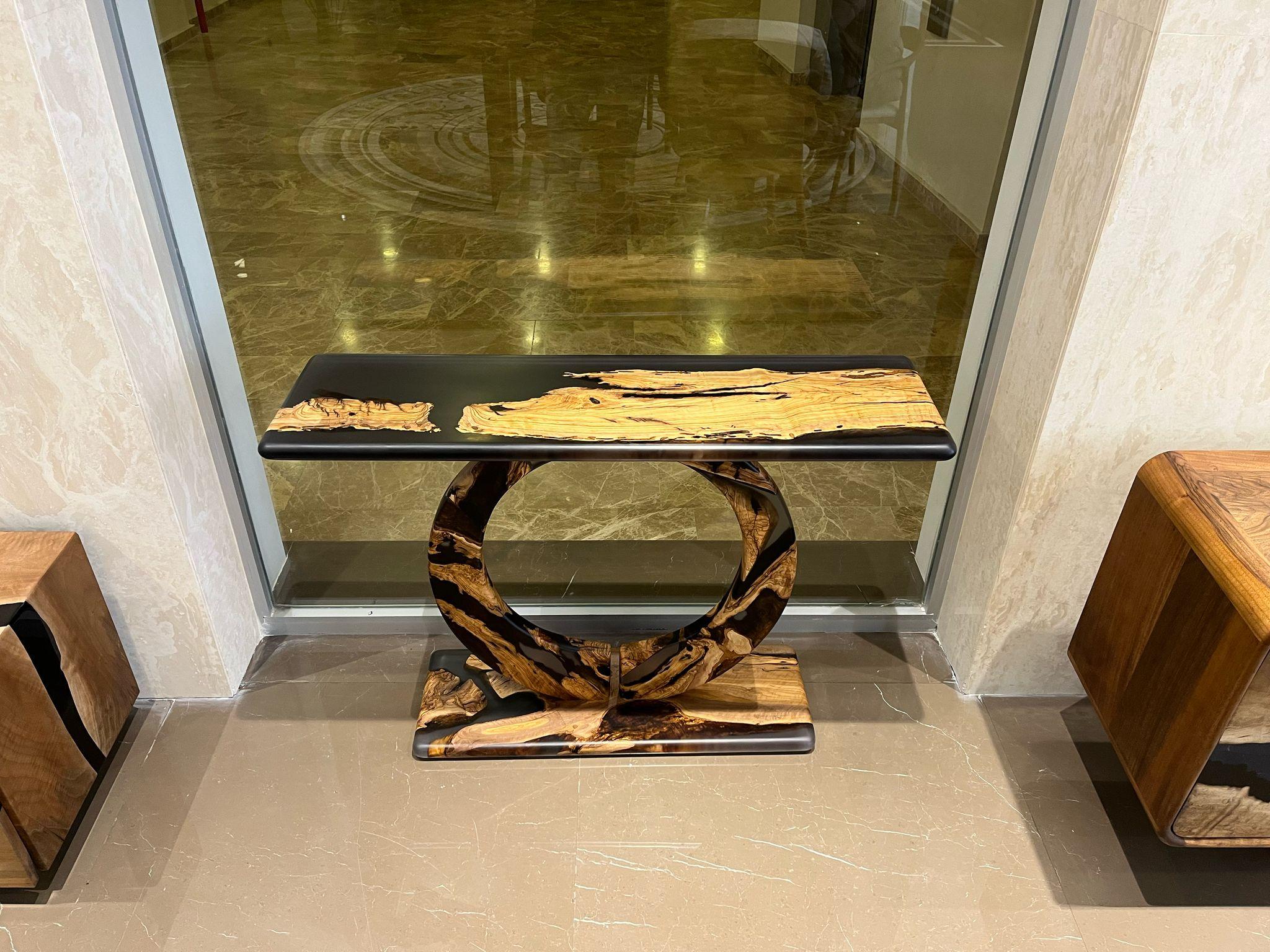 Konsolentisch Olive Wood Epoxy - Holztisch für den Flur - Holztisch für den Eingangsbereich im Zustand „Neu“ im Angebot in İnegöl, TR