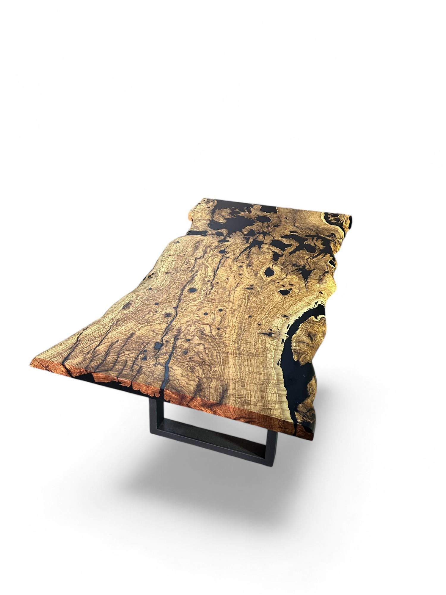 Olive Wood Epoxy Table - Wooden Dining Table - Rustic Wood Dine Table For 6 In New Condition For Sale In İnegöl, TR
