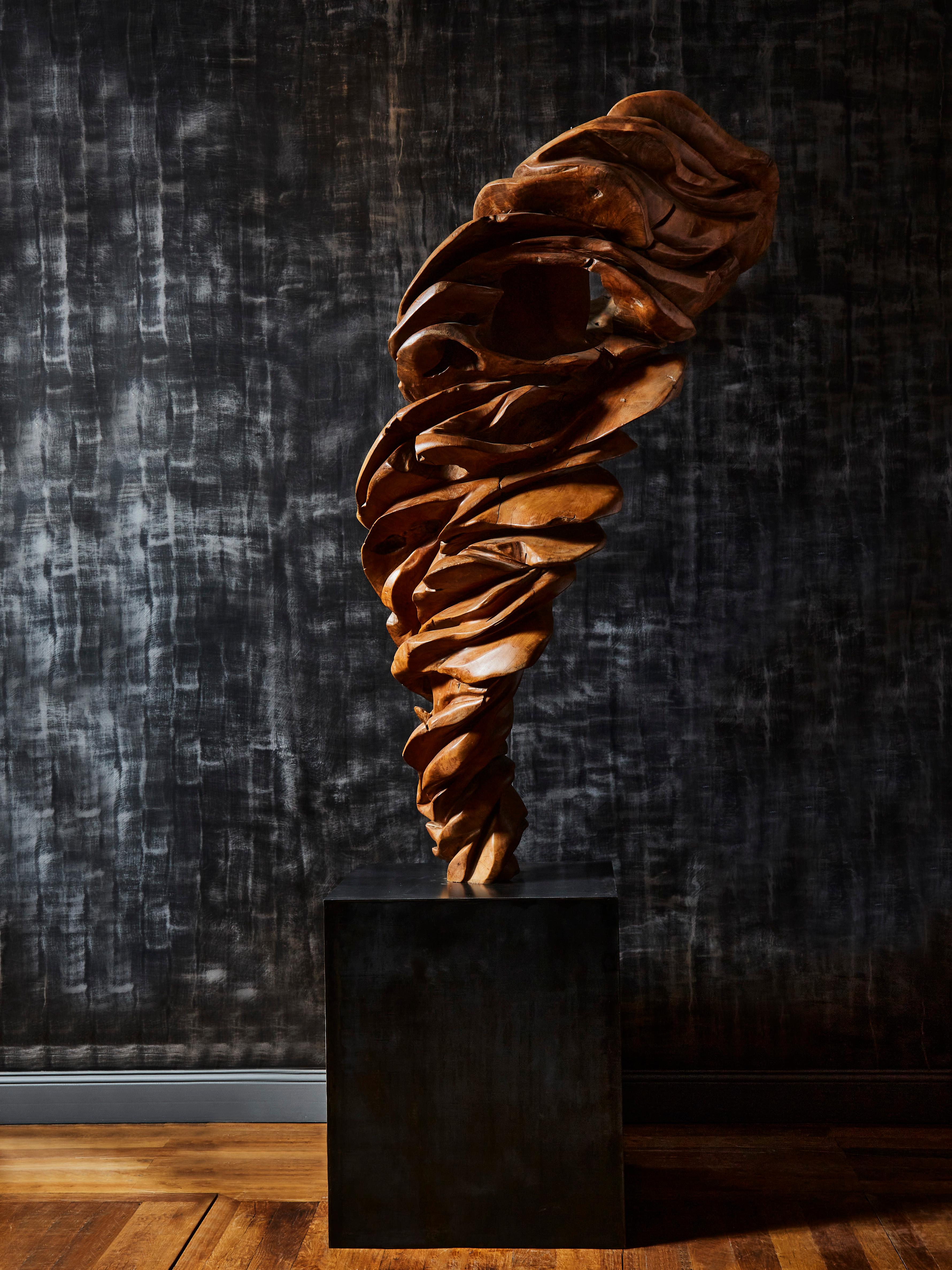 Amazing wooden sculpture in olive wood on a patinated steel base.
The base has been custom made by Studio Glustin,
France, 1980s.