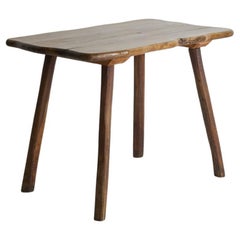 Mesa de madera de olivo