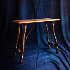 Olivholz-Tisch, aus Eichenholz, aus der Sammlung Maurice Druon. Spanisch 1780