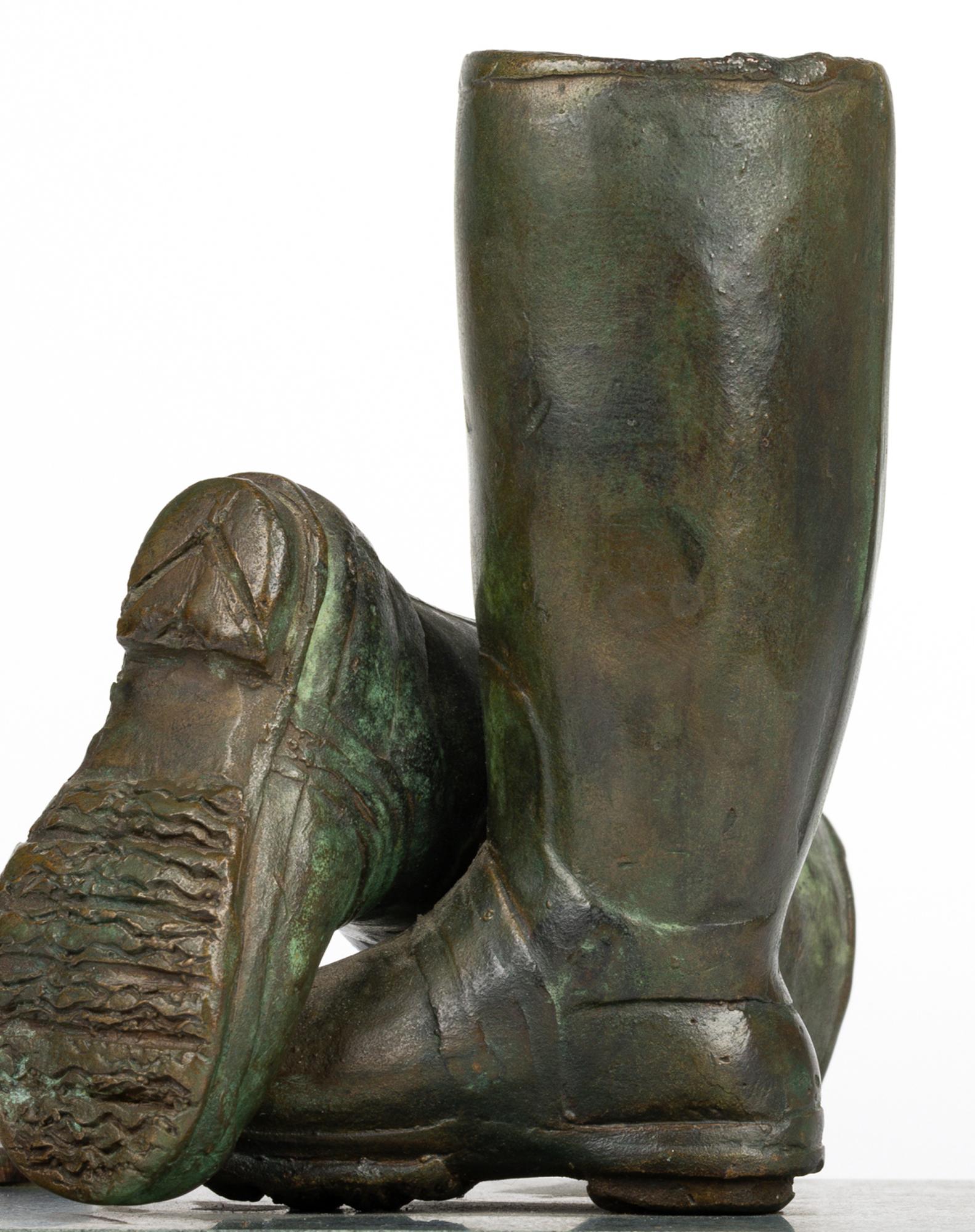 Inglese Scultura in bronzo con montatura Wellington di Oliver Wootton in vendita
