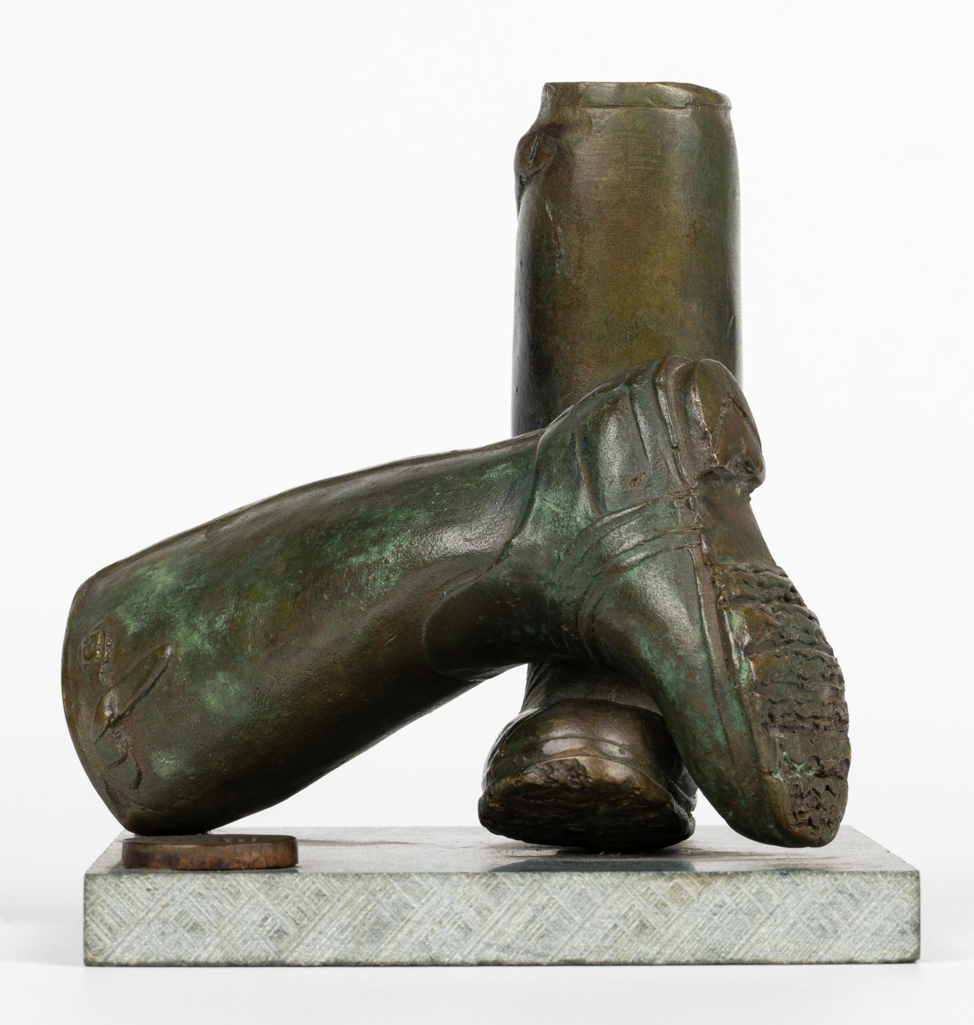 XX secolo Scultura in bronzo con montatura Wellington di Oliver Wootton in vendita