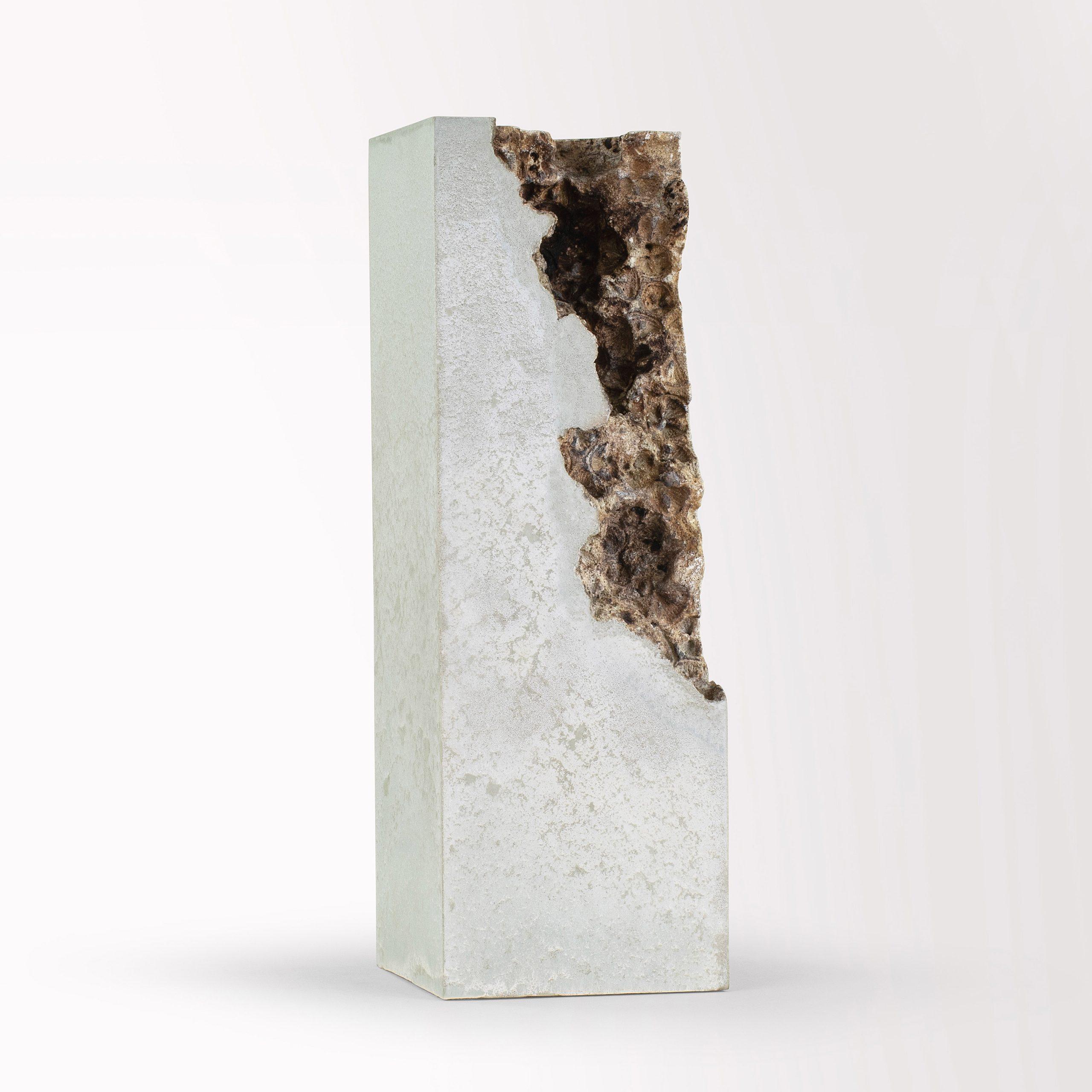Huellas VII de Oliver Ashworth-Martin - Escultura de hormigón, abstracta, naturaleza en venta 5