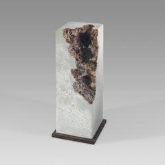 Plateaux VII d'Oliver Ashworth-Martin, sculpture en béton, abstrait, nature