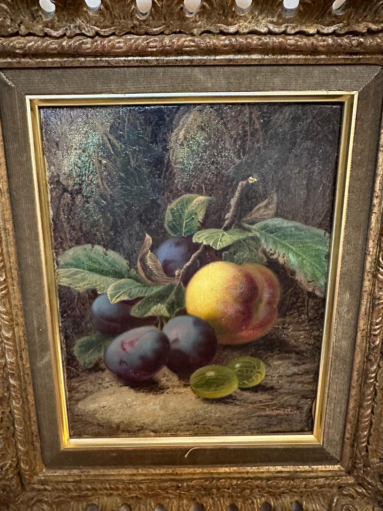 Pareja de bodegones victorianos de frutas y flores en un paisaje de ribera musgosa - Painting de Oliver Clare