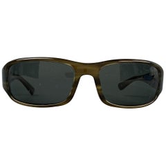 OLIVER PEOPLES Braune Sonnenbrille aus polarisiertem Azetat