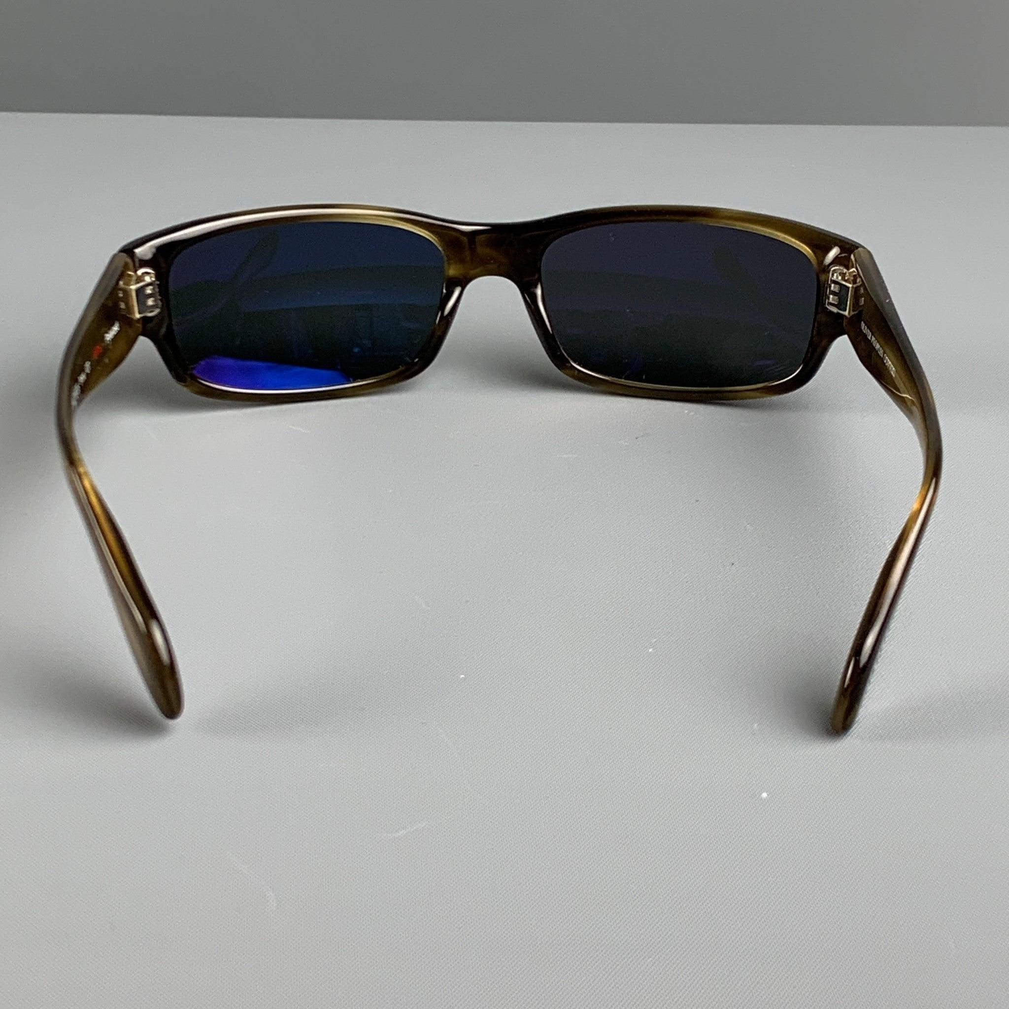 OLIVER PEOPLES Brown Acetate Sunglasses & Eyewear In Good Condition For Sale In San Francisco, CA