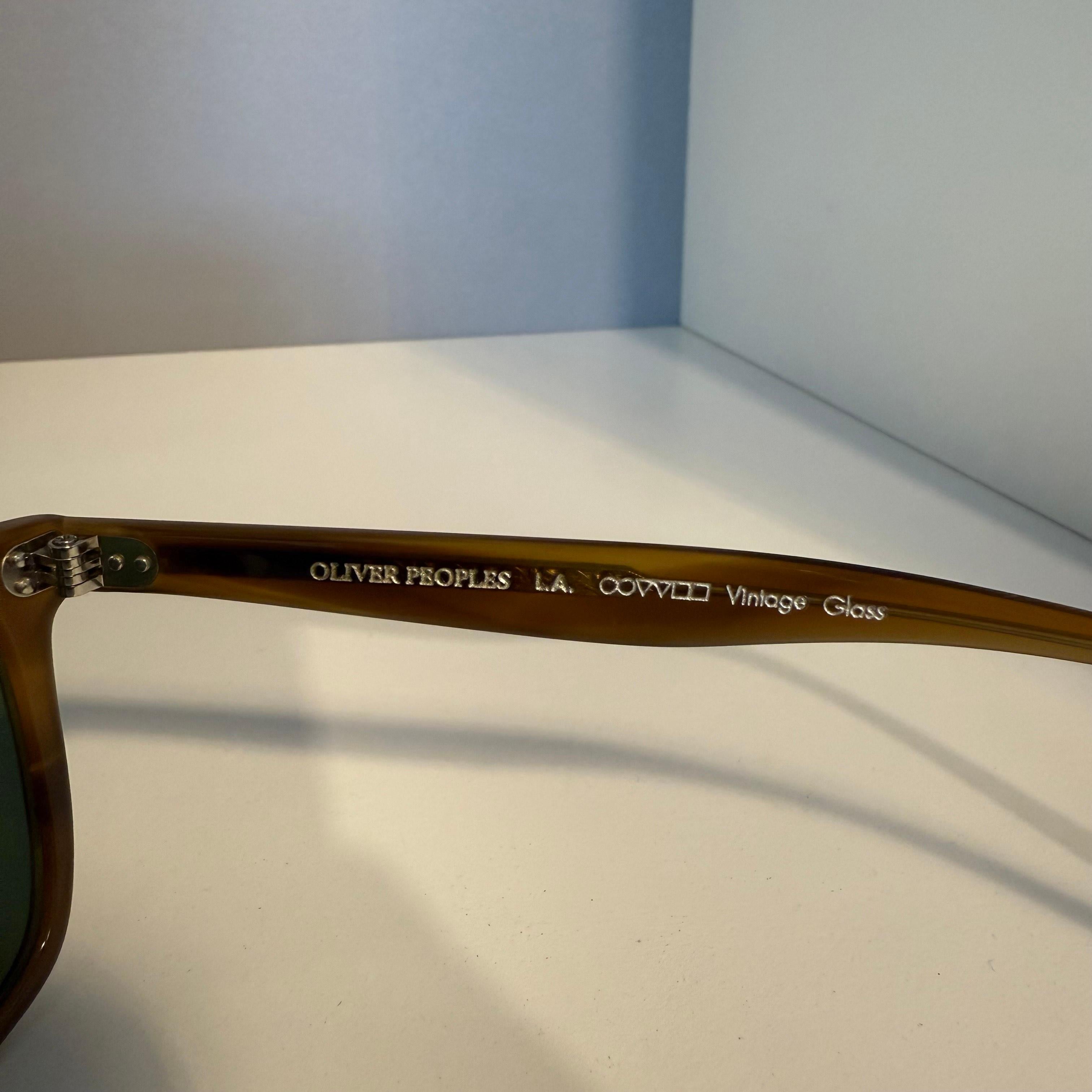Donna Oliver Peoples L.A. OV5419SU Occhiali da Sole in Vetro Vintage in vendita