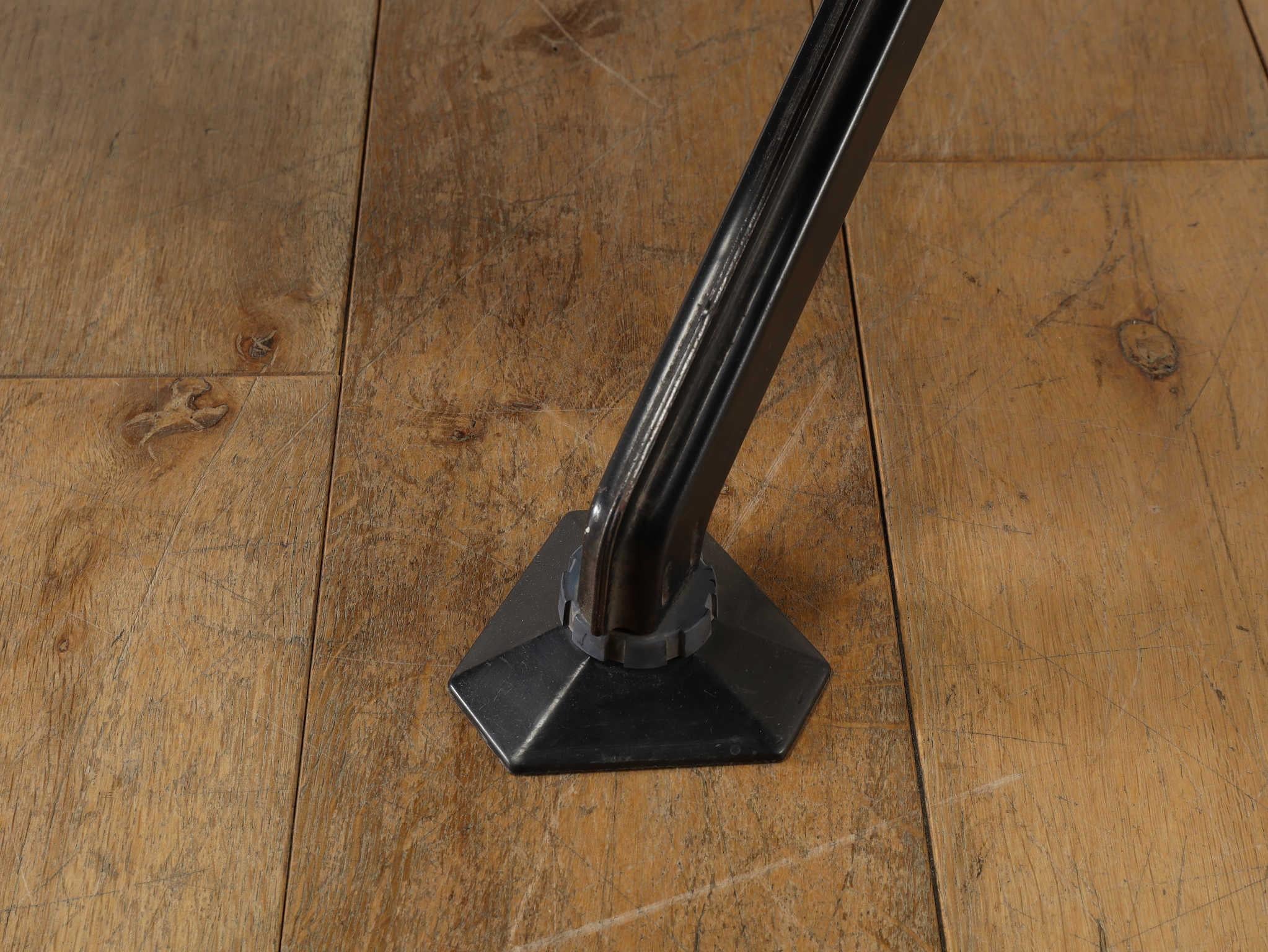 Olivetti Desk 1970's For Sale 10