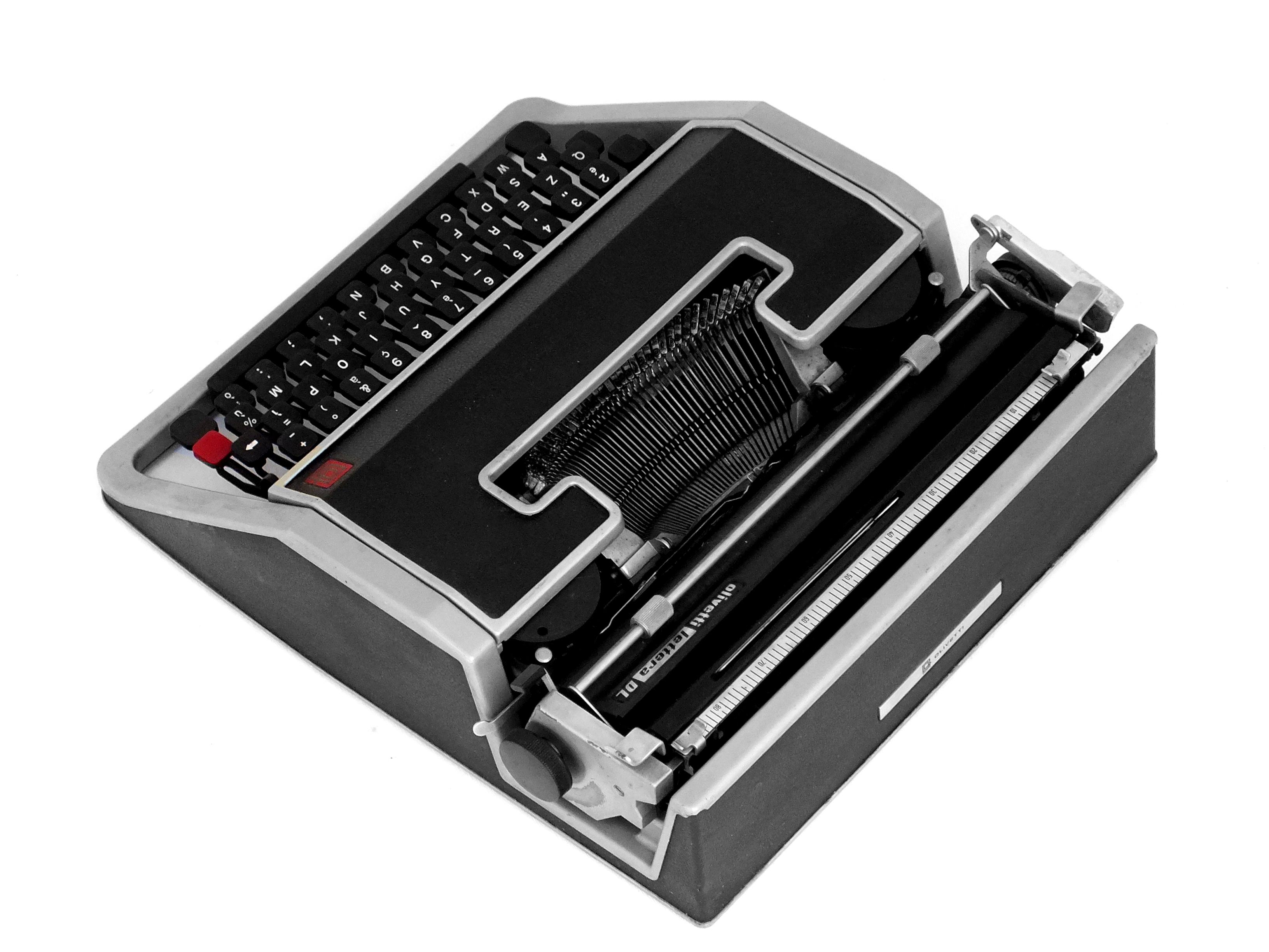 italien Olivetti lettera DL par Sottsass Ettore, design des années 70 en vente