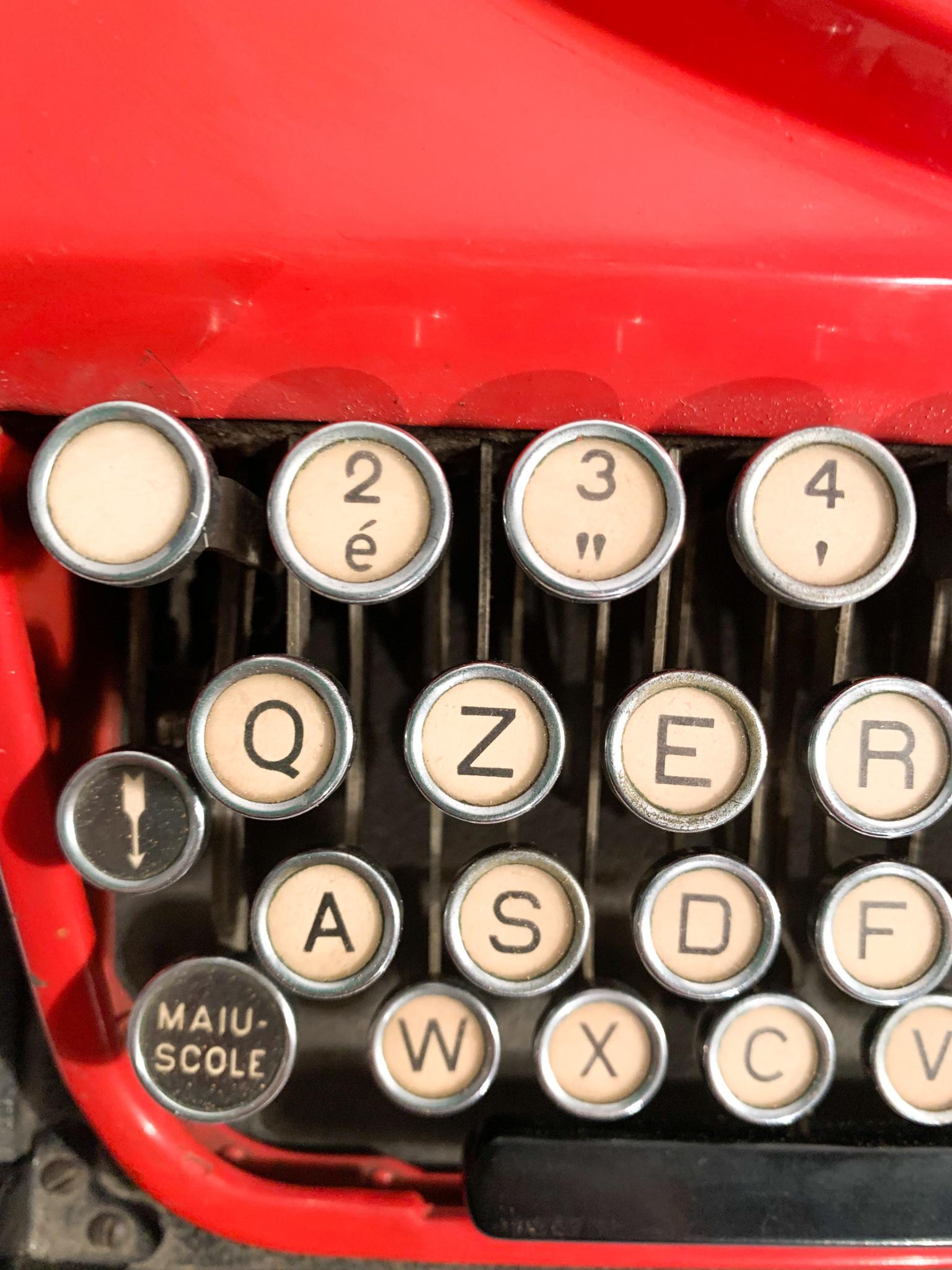 Mid-20th Century Olivetti Red Portable Typewriter Model ICO from 1932