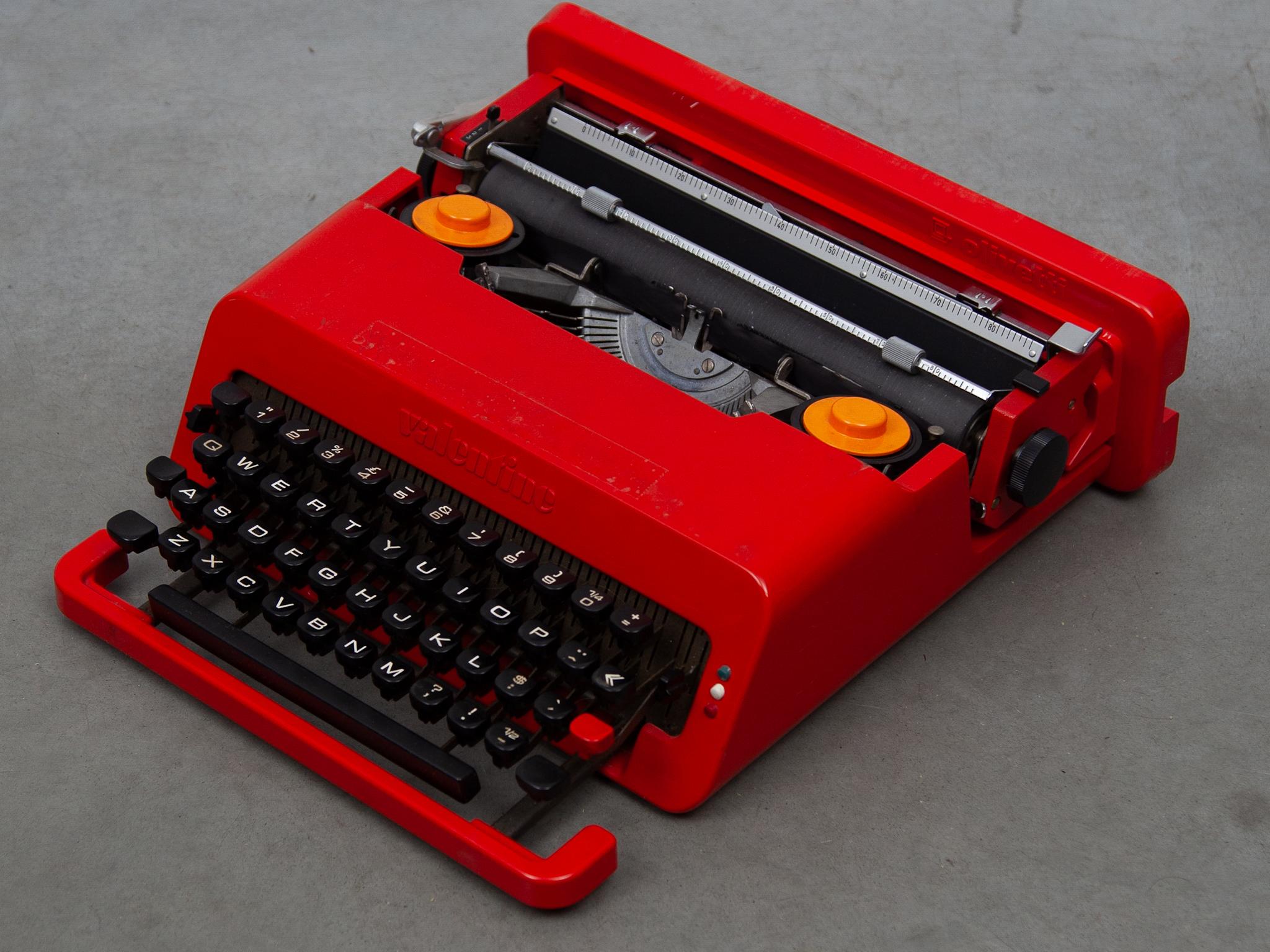 Olivetti Schreibmaschine Vintage Modell „Valentine“ 1969 Pop Art Icoon, Vintage im Angebot 3