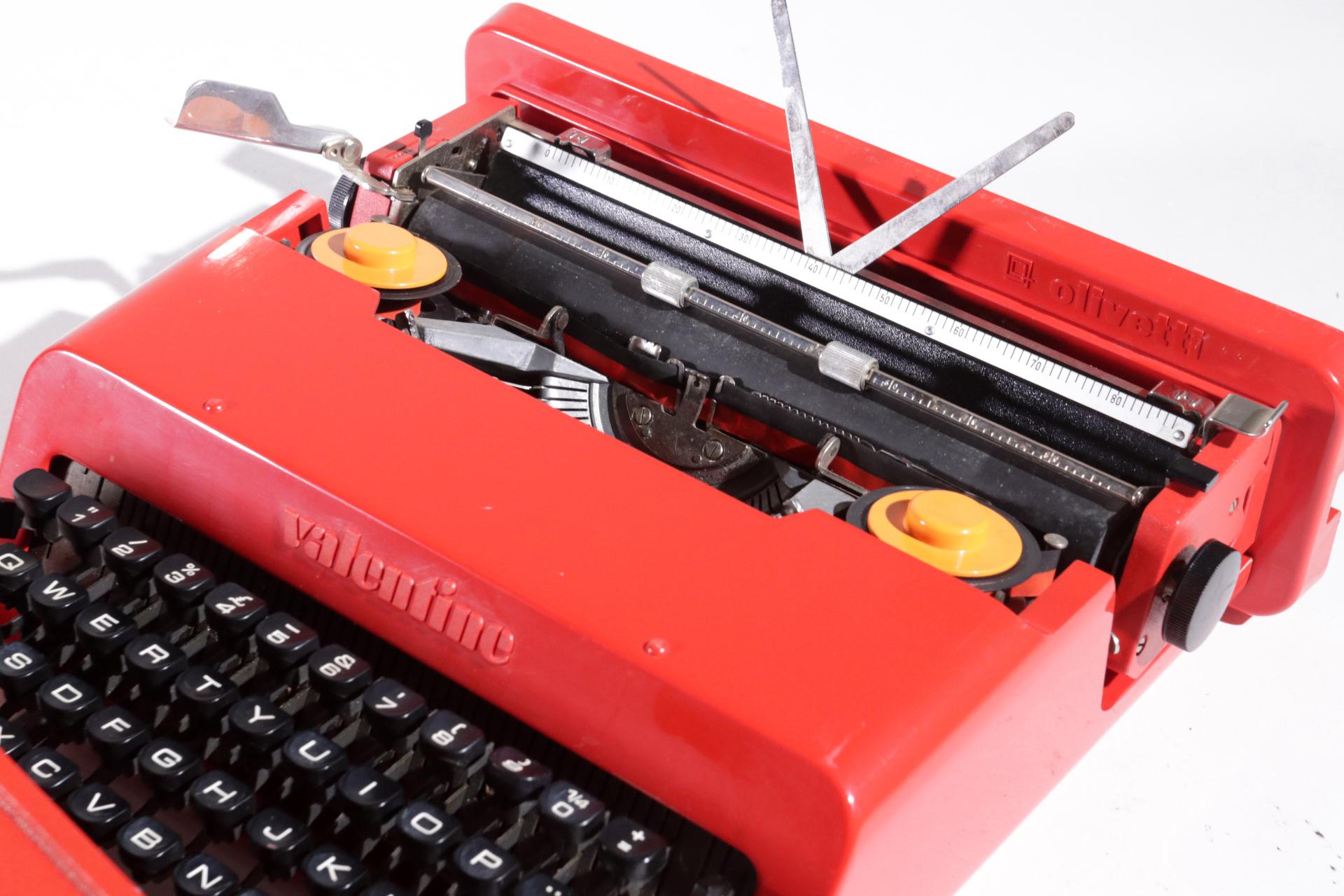 Mid-20th Century Olivetti Valentine Typewriter Designed by Ettore Sottsass & Perry King