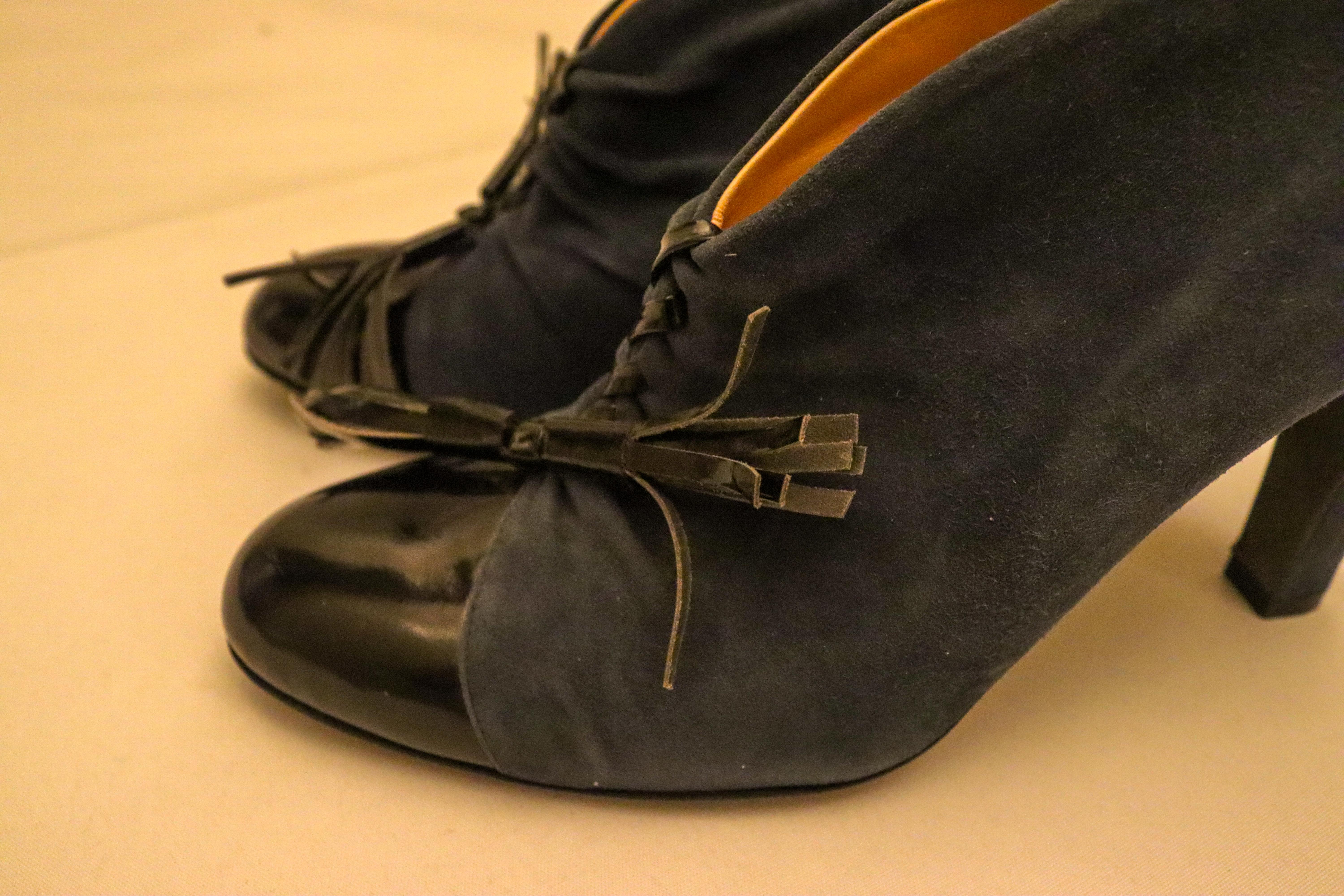 Women's Olivia Morris Shoe Boot in Suede and Leather For Sale