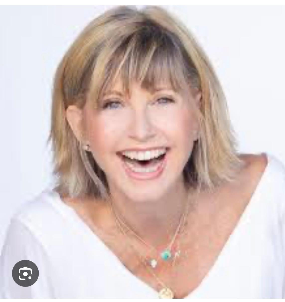 Olivia Newton-John Estate Personal Blue Agate Onyx Flower Necklace Guaranteed For Sale 4