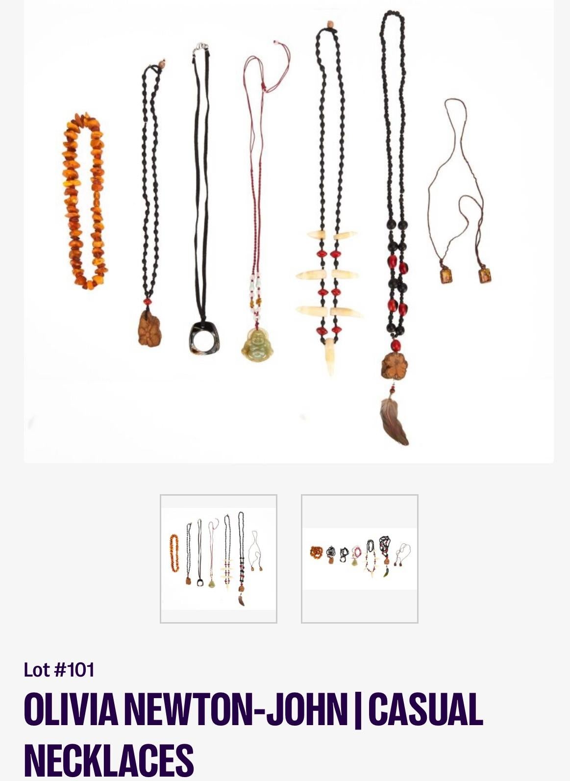 Olivia Newton-John Estate Personal Egg Yolk Collier en ambre naturel garantie en vente 1