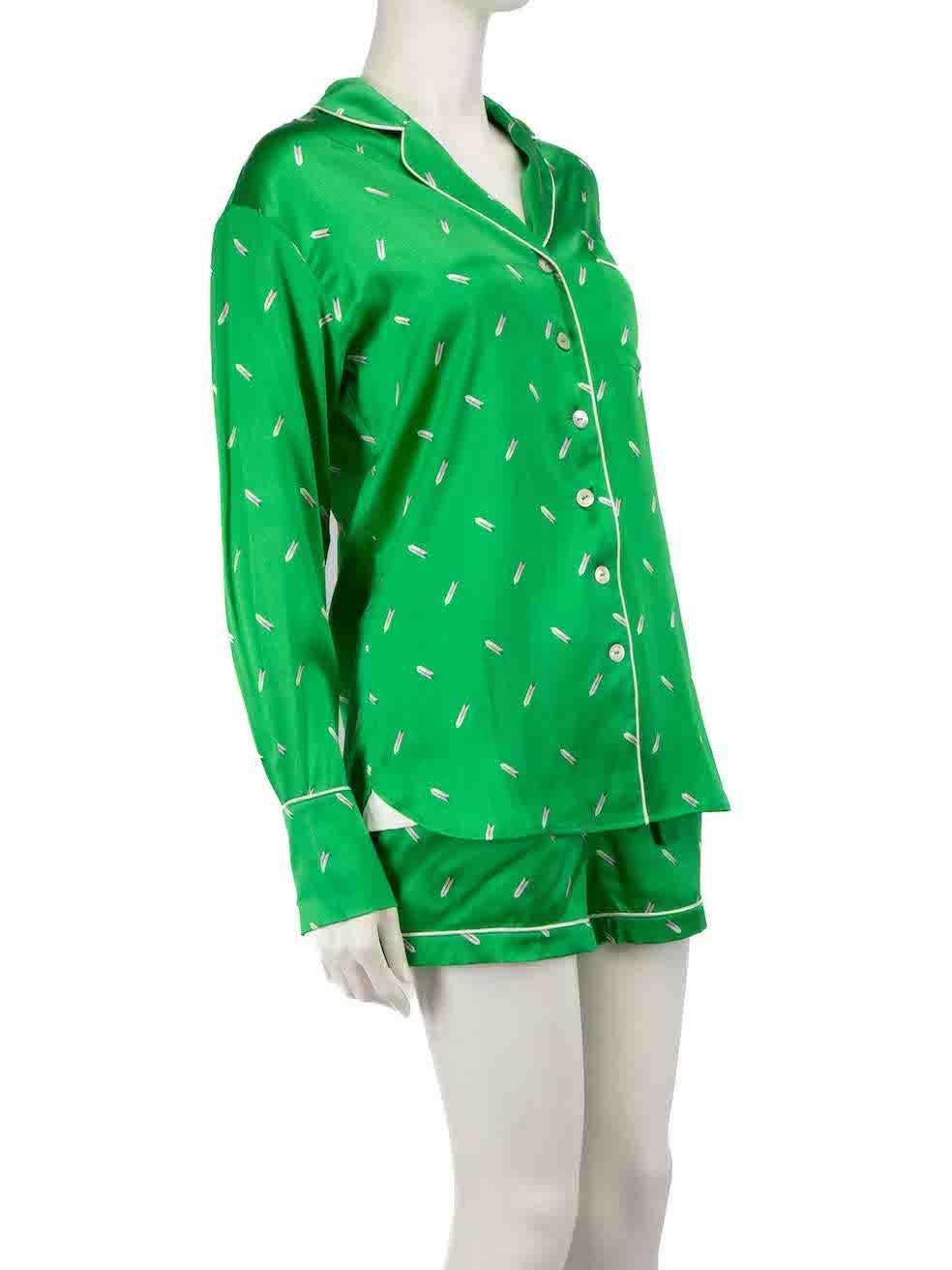 CONDITION is Never worn. No visible wear to pyjamas is evident on this new Olivia Von Halle designer resale item.
 
 
 
 Details
 
 
 A/W18
 
 Green
 
 Silk
 
 Pyjama set
 
 Arrow pattern
 
 Long sleeve blouse
 
 Button up fastening
 
 1x Front