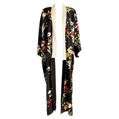 OLIVIA VON HALLE Vestaglia Kimono in seta con stampa floreale nera OS